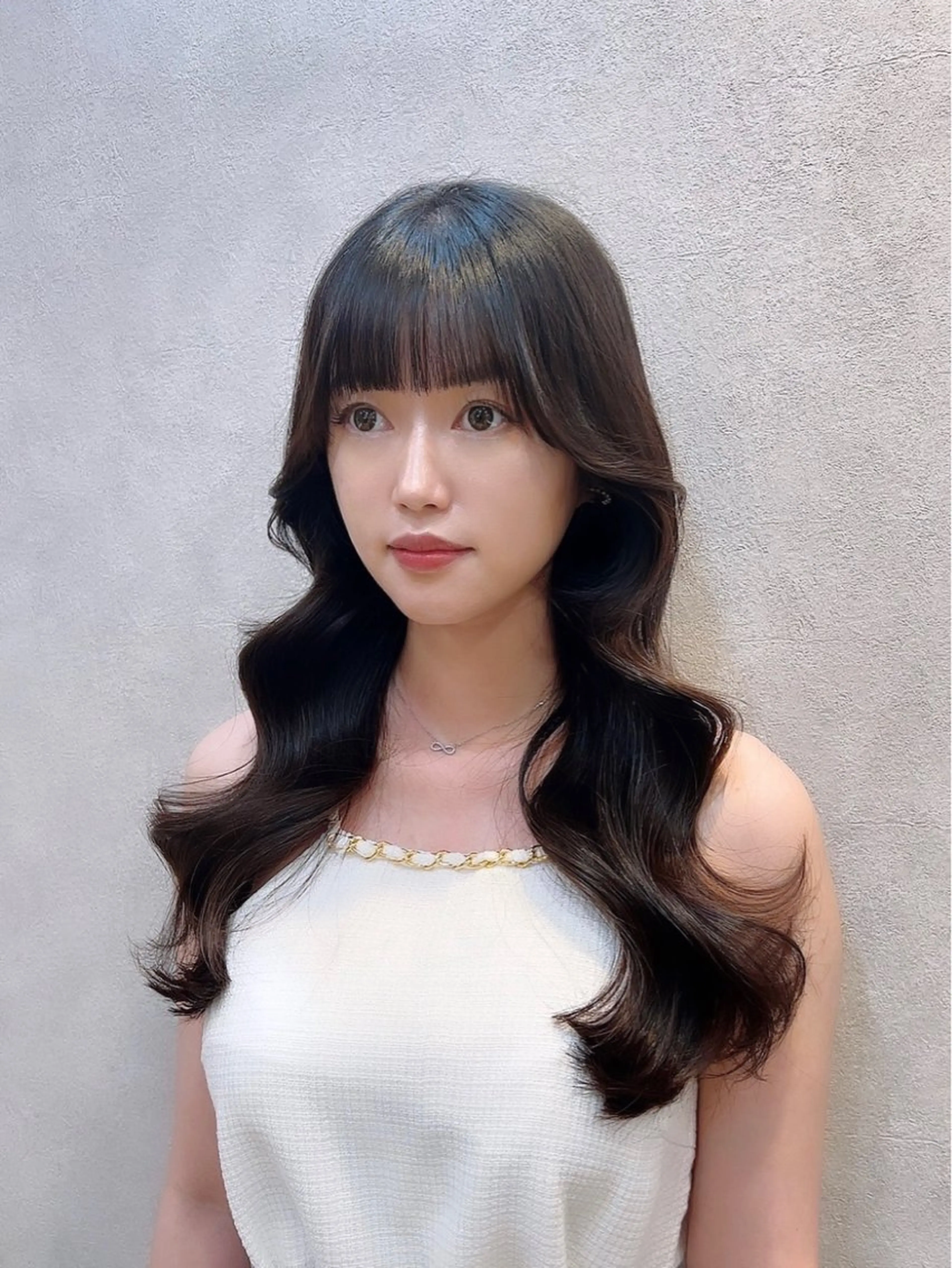 ロング ヘアアレンジ 顔周りカット 韓国風ヘア レイヤーカット 🩷韓国ヘア/ヨシン モリ🩷Maikaのヘアスタイル