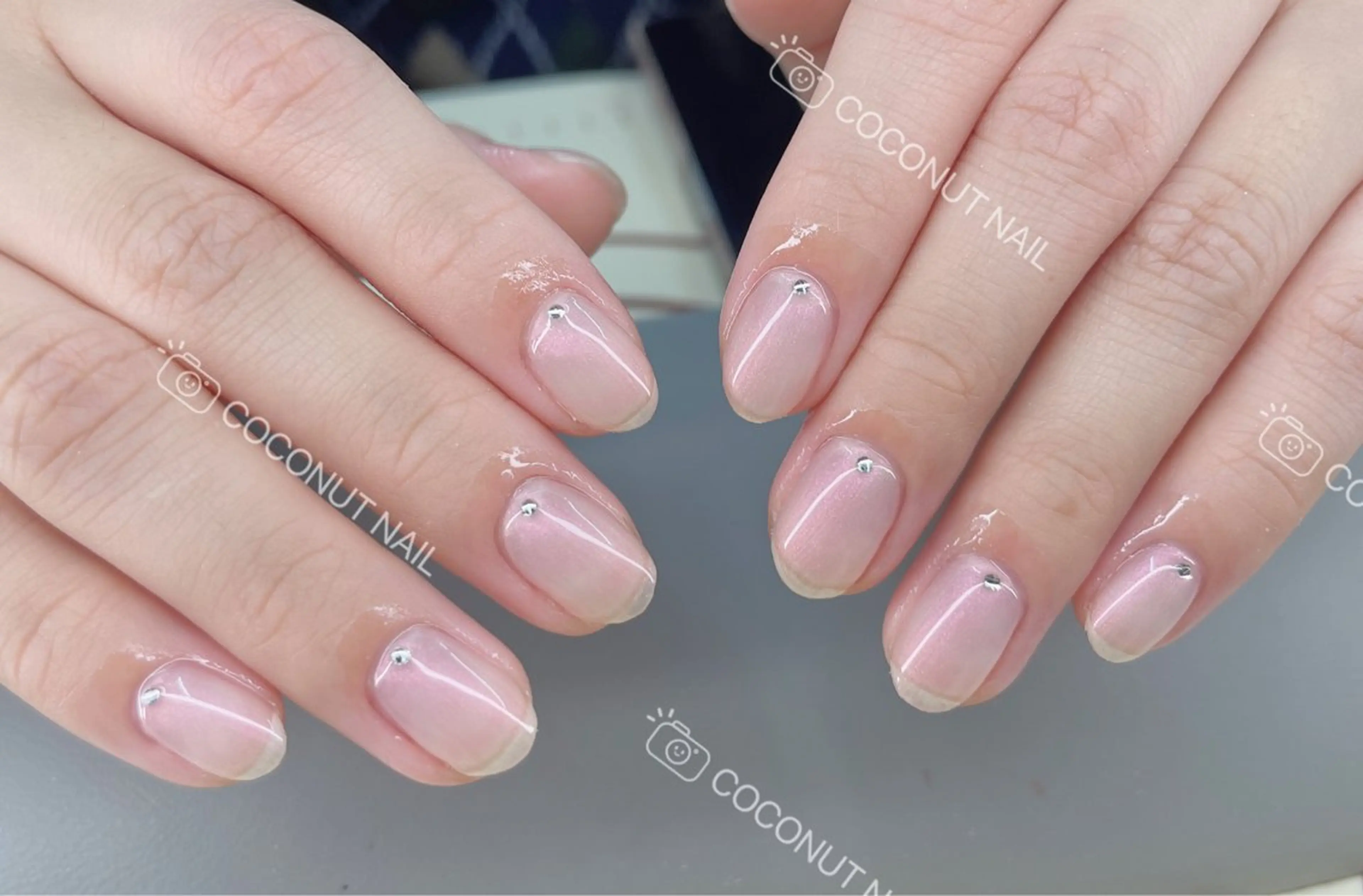 ネイル ハンドネイル 神田 ココナッツのネイルデザイン