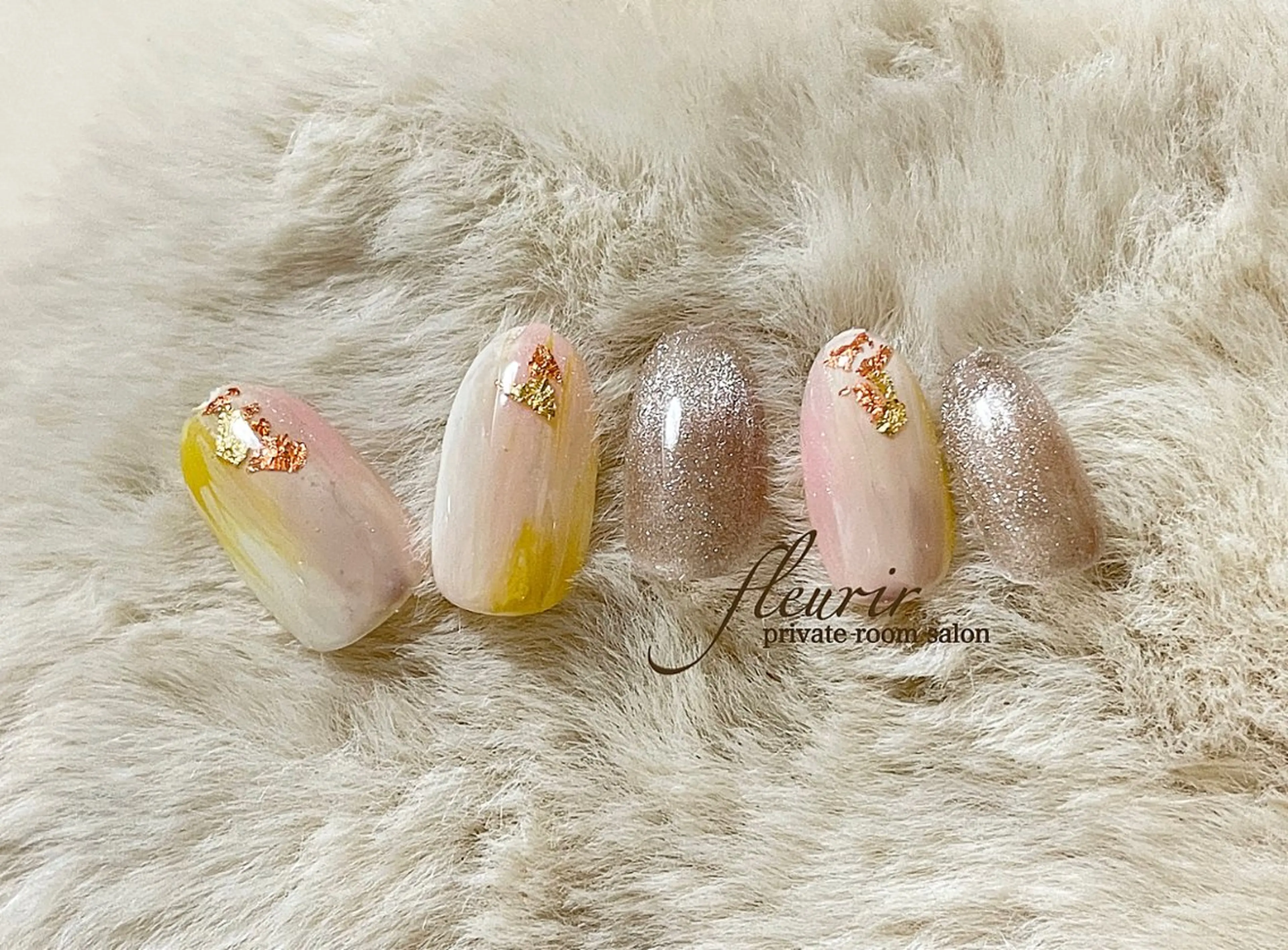 ネイル ゴールド グラデーション マグネットネイル ニュアンスネイル オレンジ フルリール 【プライベートサロンのネイルデザイン