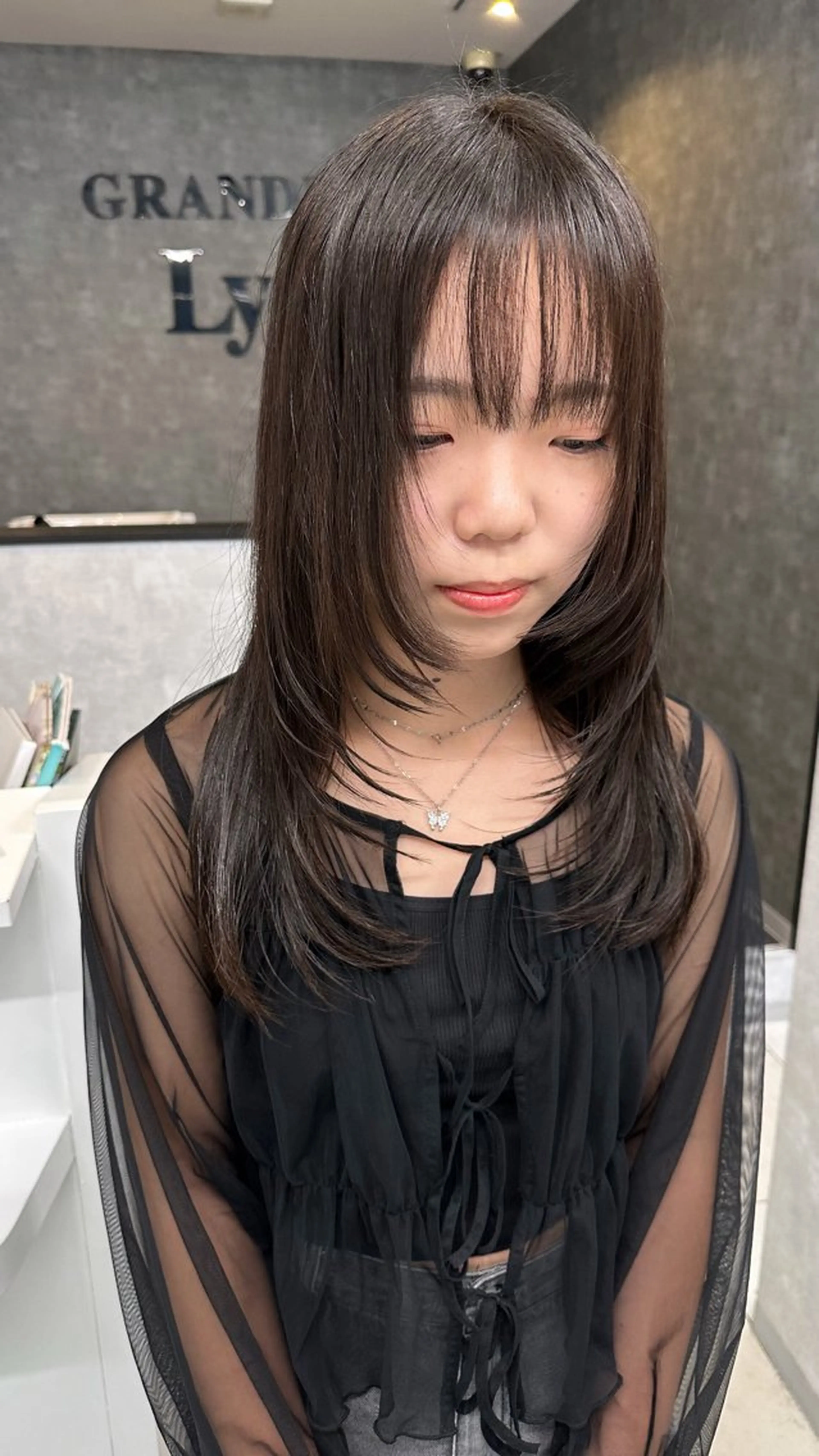 セミロング カラー 顔まわりレイヤー 顔周りカット レイヤーカット 透明感カラー/高畑 /名古屋/山口航輝のヘアスタイル