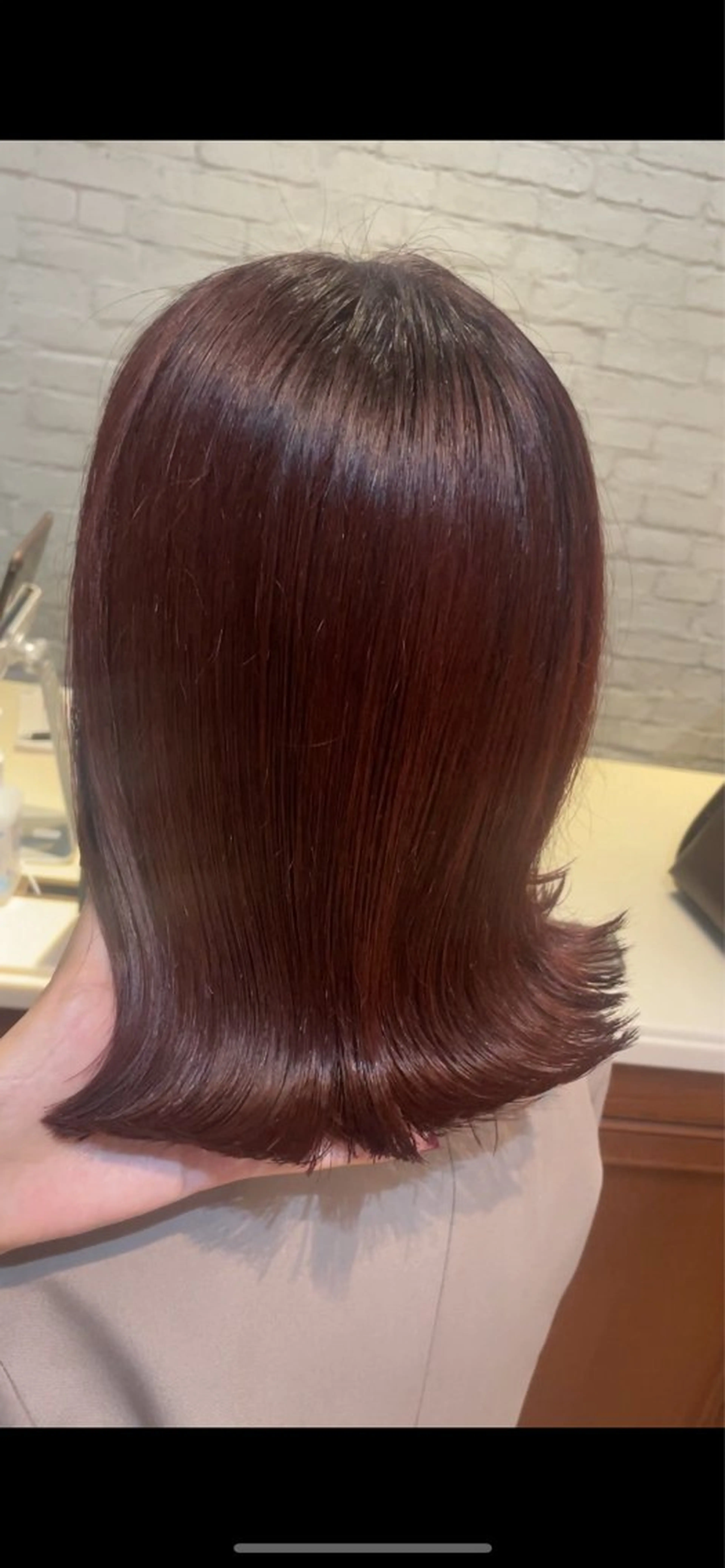 カラー ボルドーカラー ブラウンカラー カシス ピンクカラー カット ヘアカラー トリートメント ご新規様限定 透明感カラーKANAのヘアスタイル