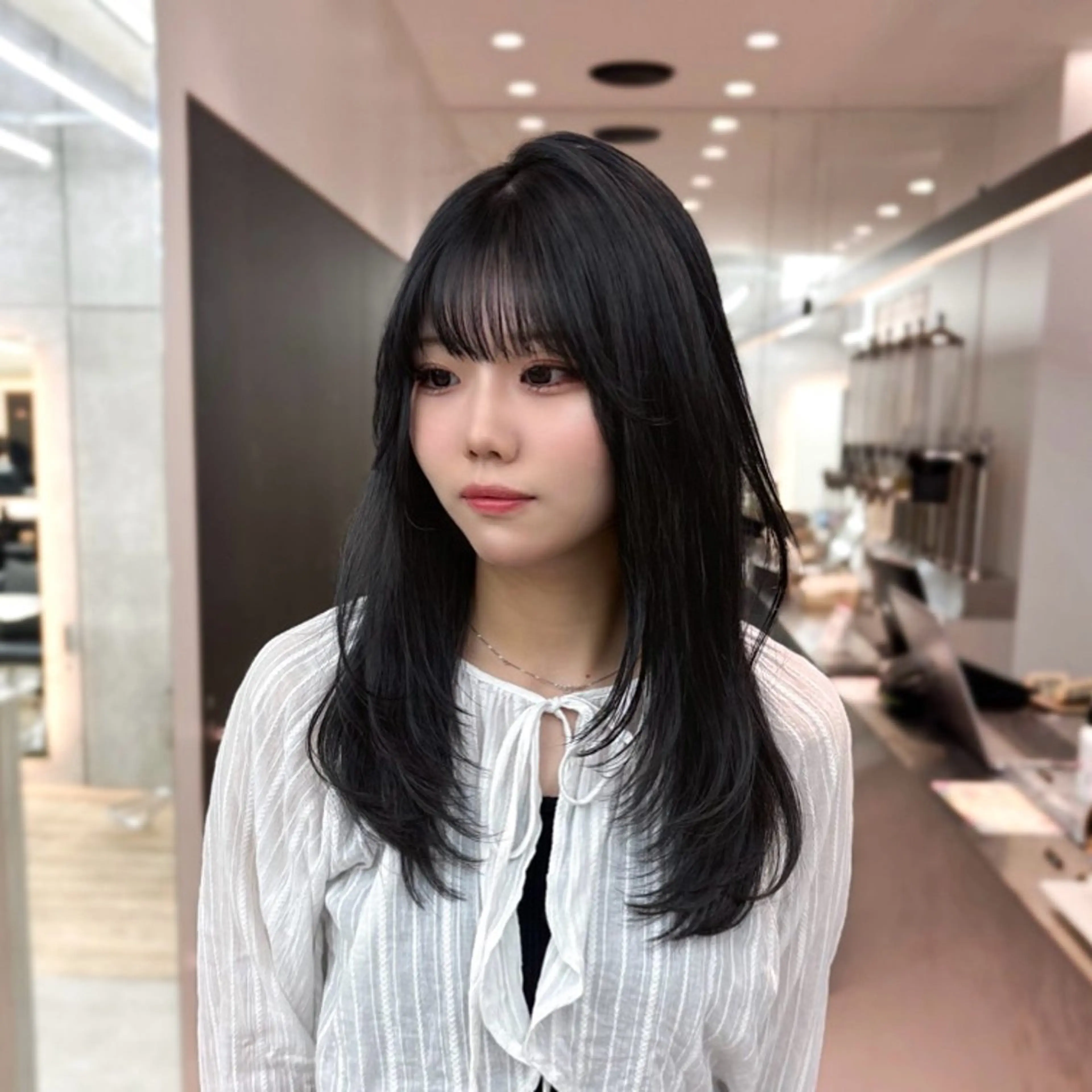 セミロング カラー カット ヘアカラー トリートメント 髪質改善/縮毛矯正/ 韓国ヘア/矢野のヘアスタイル