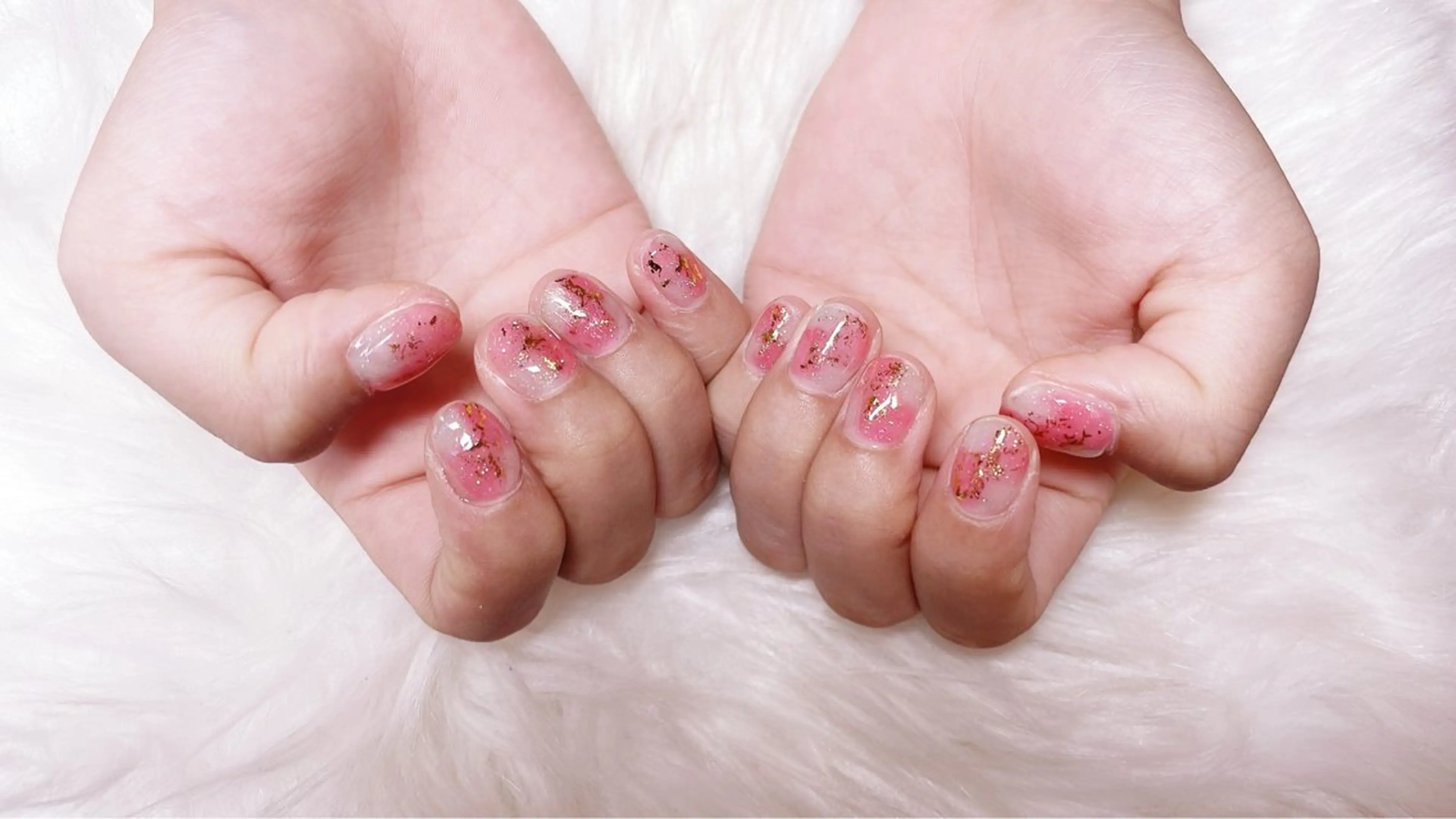 ネイル Amoureuse Satomiのネイルデザイン