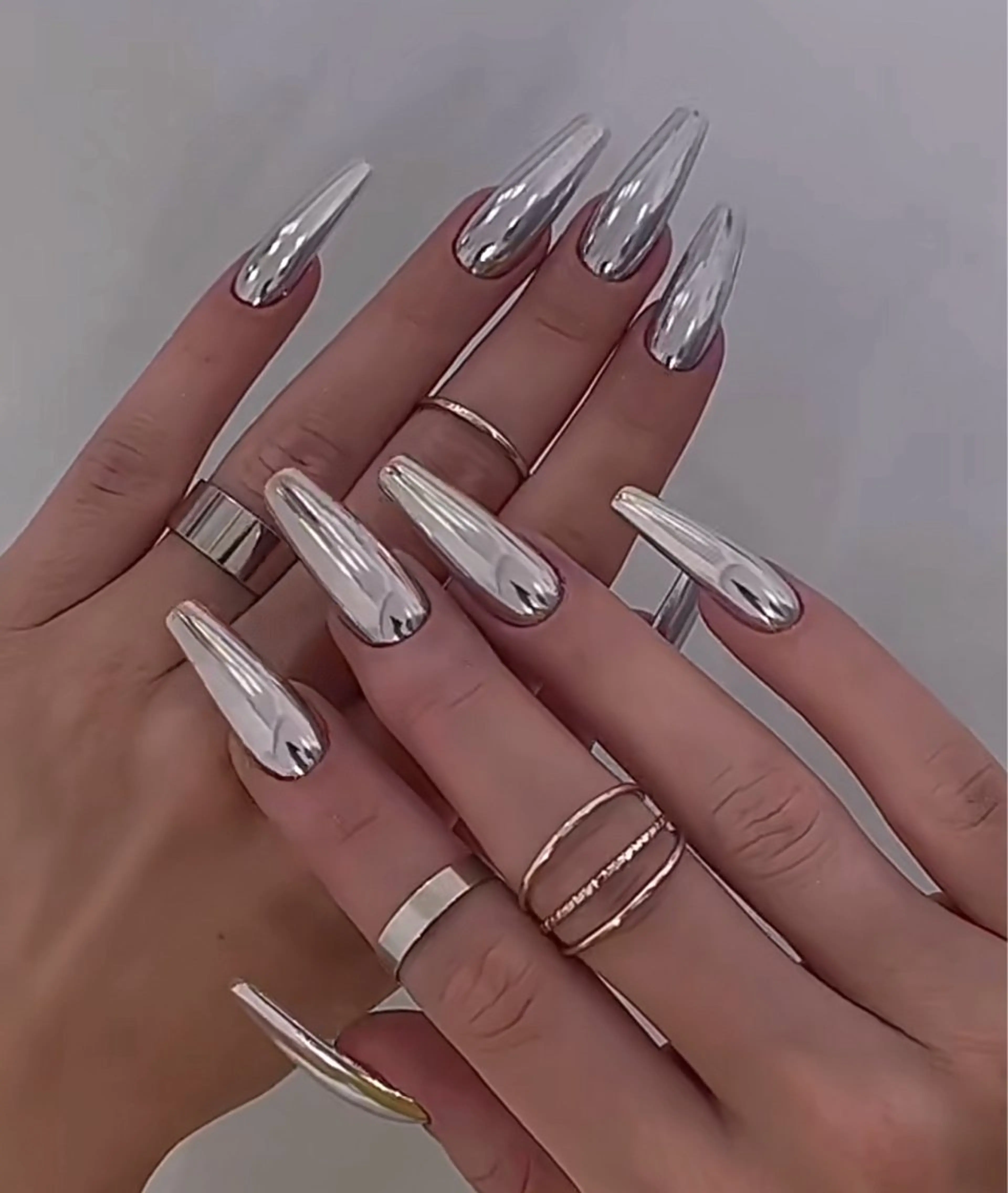 セミロング ハンドネイル 長さだし専門店 ROKANAILのネイルデザイン