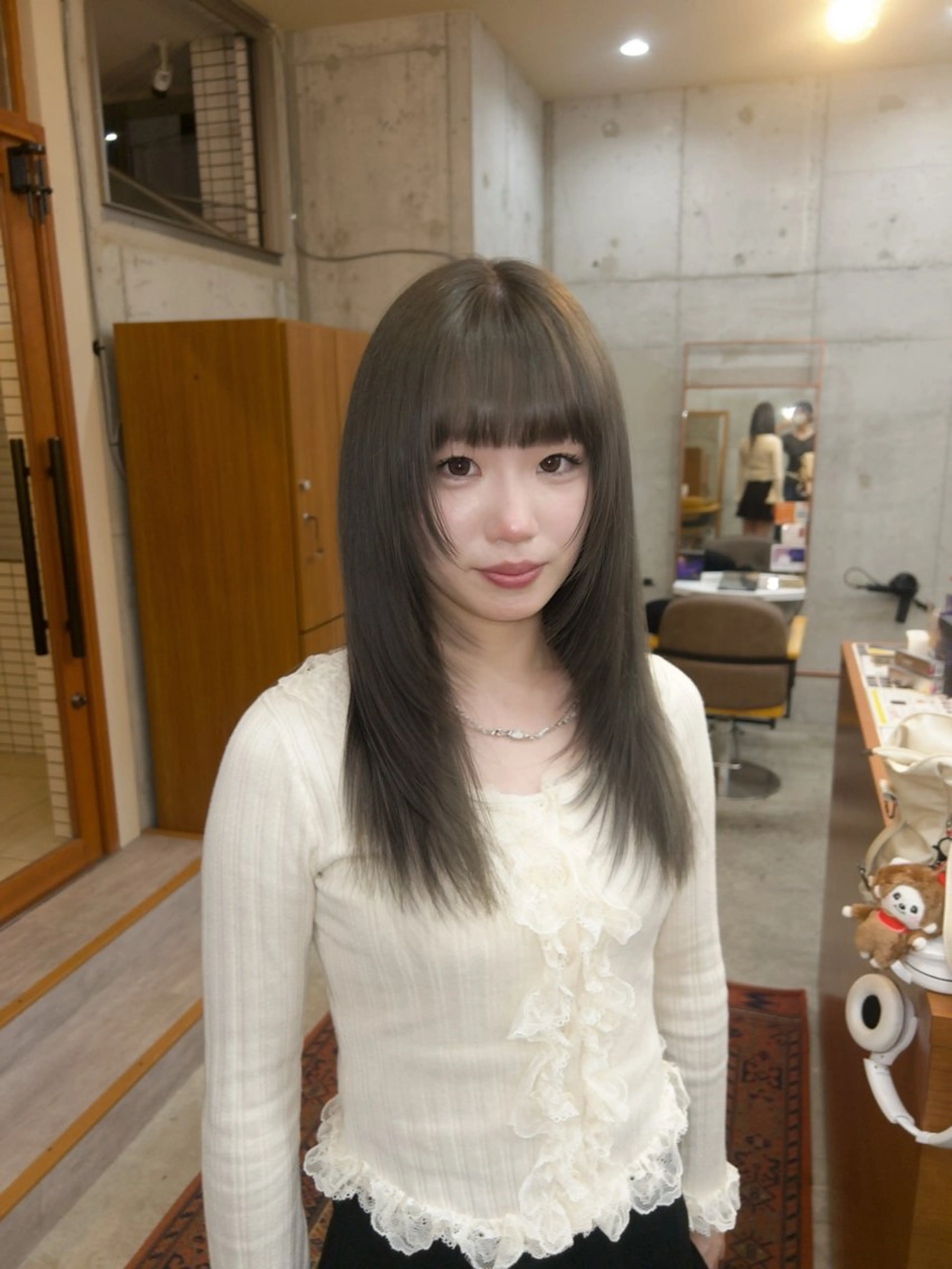 ロング カラー オレンジ ヘアカラー 顔周りレイヤー/ ふわあいりのヘアスタイル