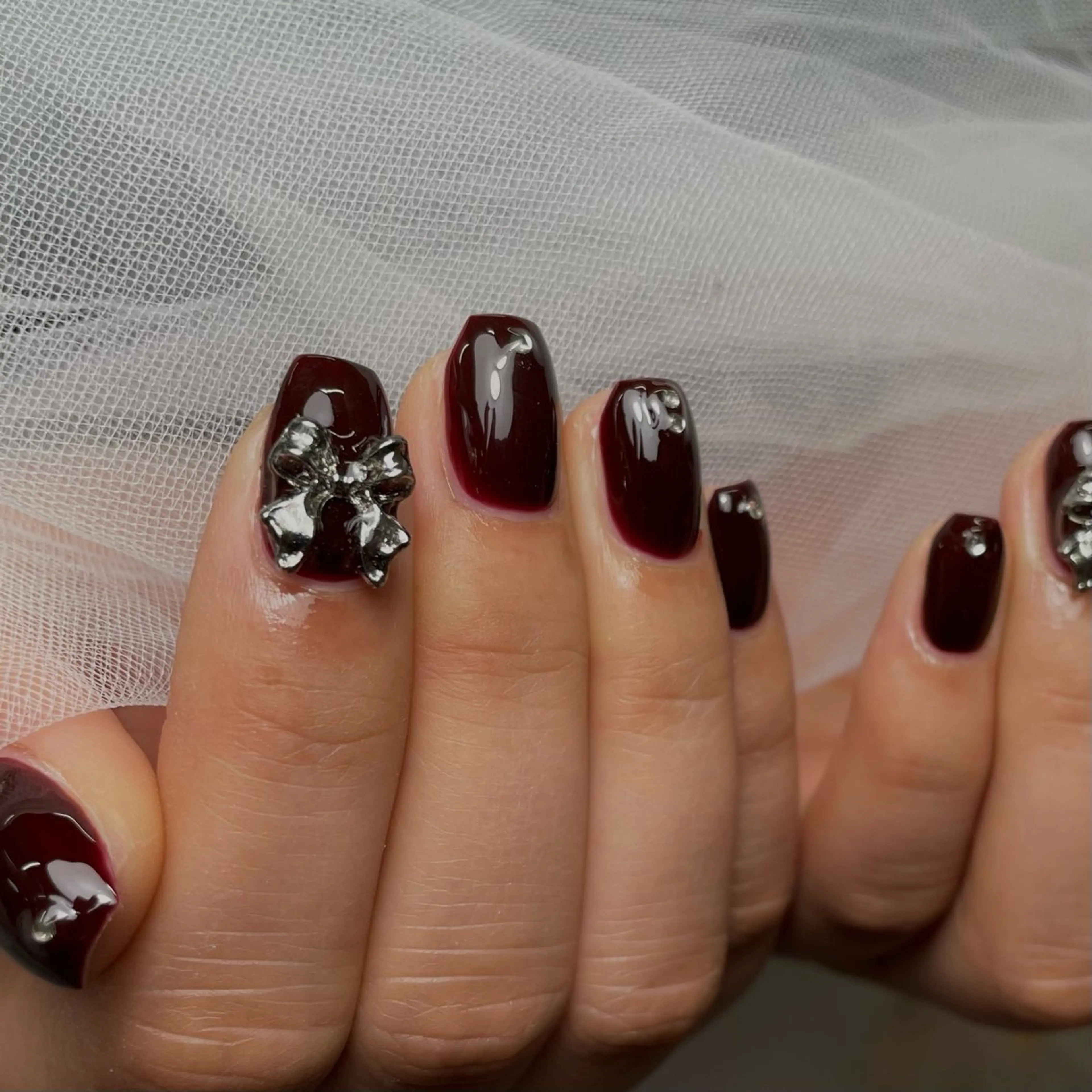 ネイル チークネイル ガーリー グラデーション 韓国ネイル ラメ(グリッター) 成塚 雅香のネイルデザイン