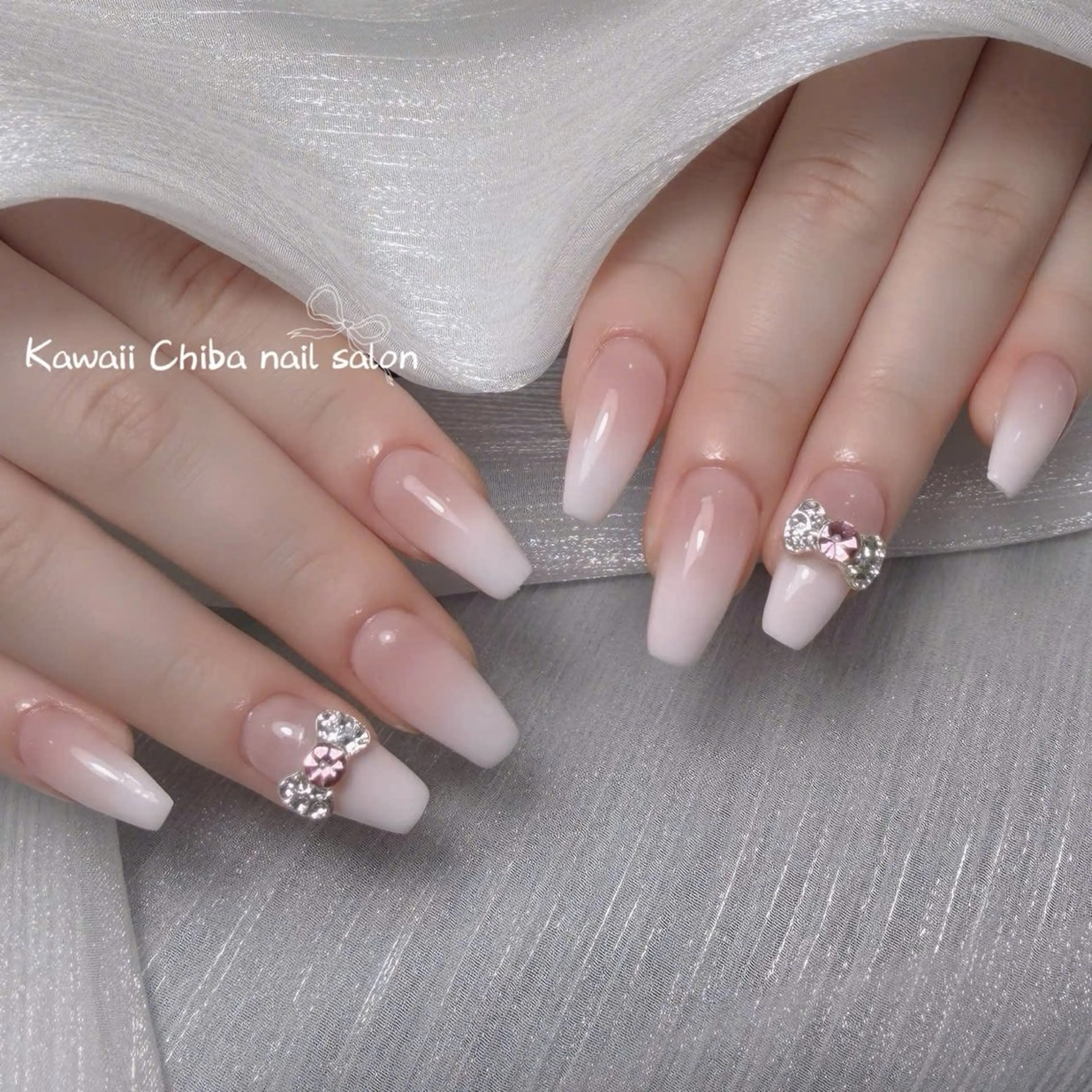 ネイル チークネイル ドット グラデーション ハート キラキラネイル Kawaii _Nailのネイルデザイン