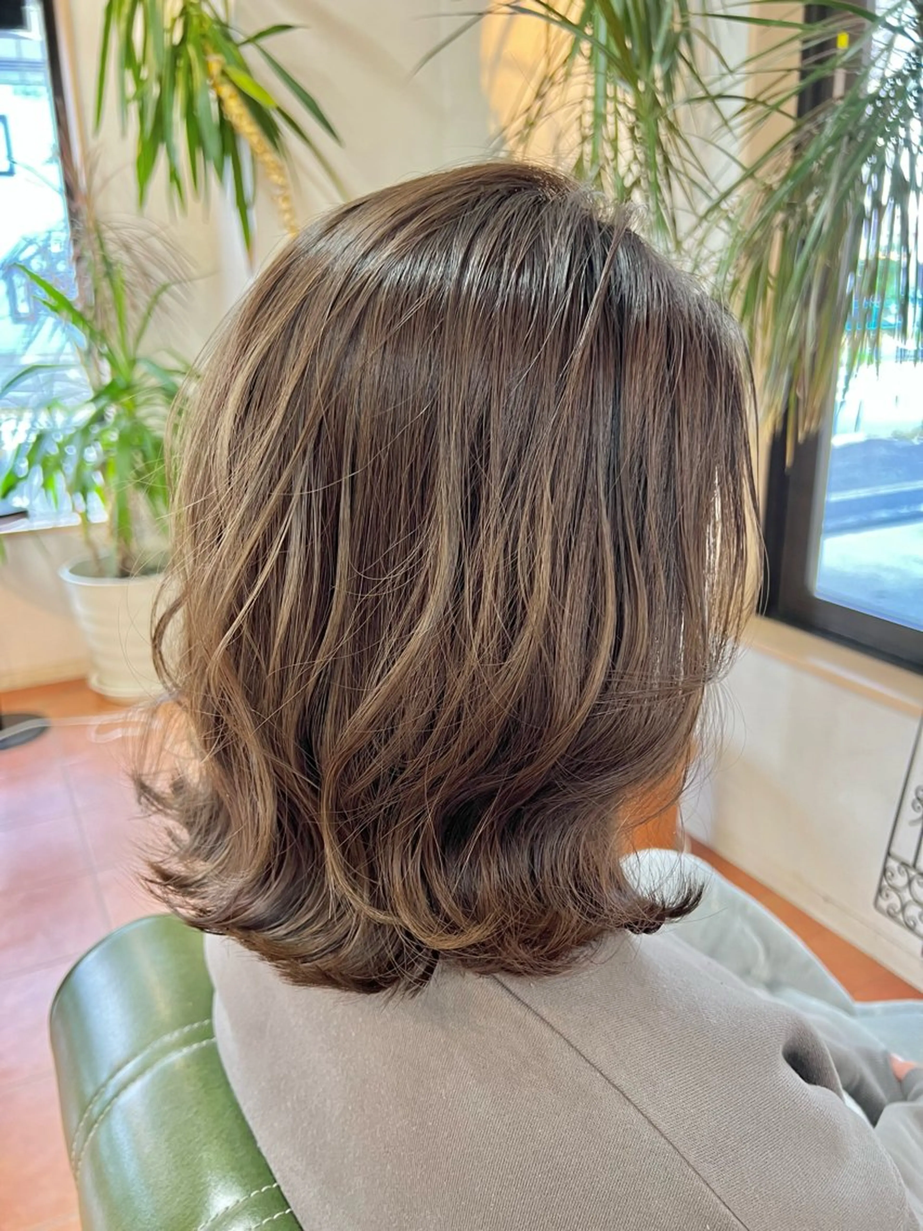 ミディアム カラー カット ヘアカラー トリートメント 石井 佑樹のヘアスタイル