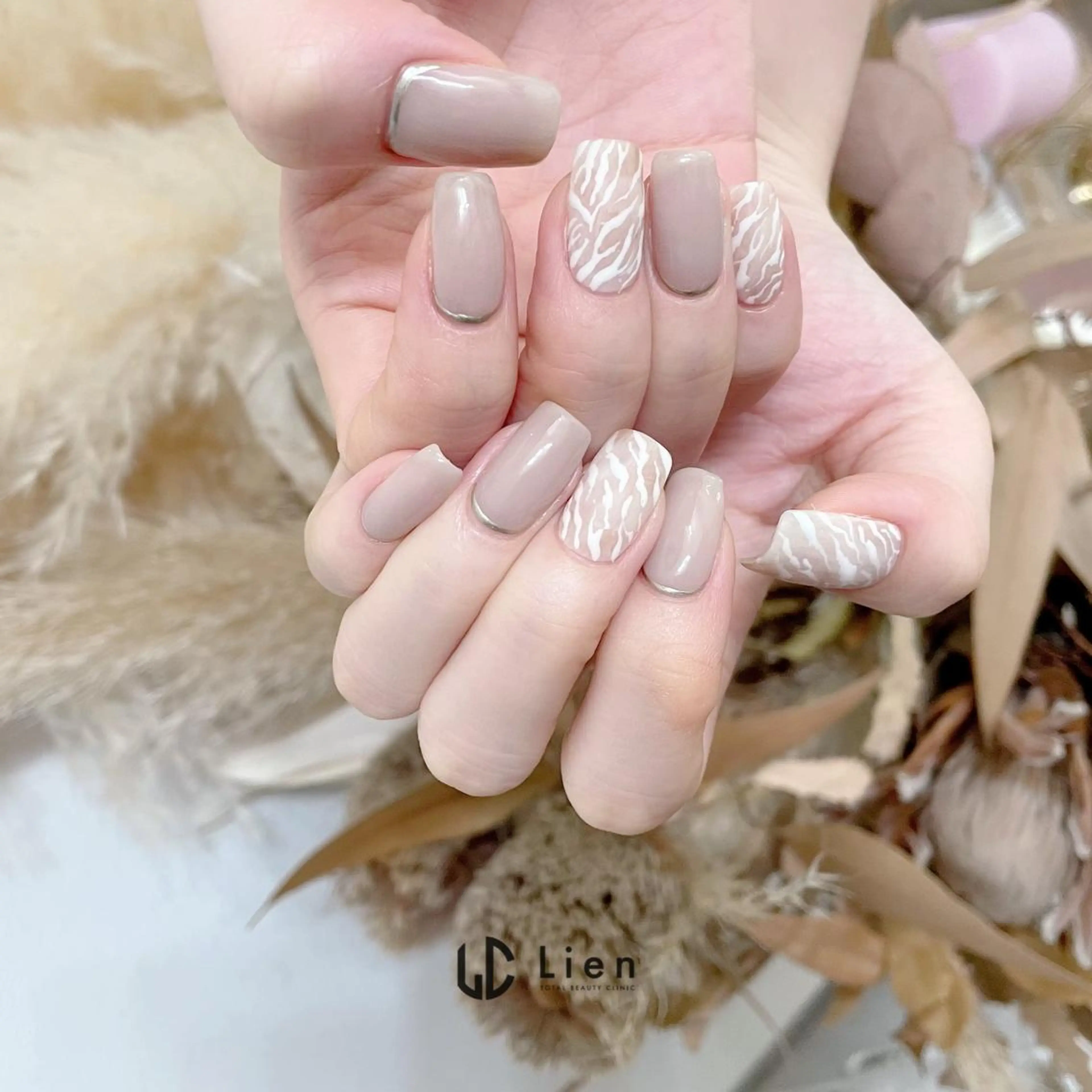 ネイル 山田 真里のネイルデザイン