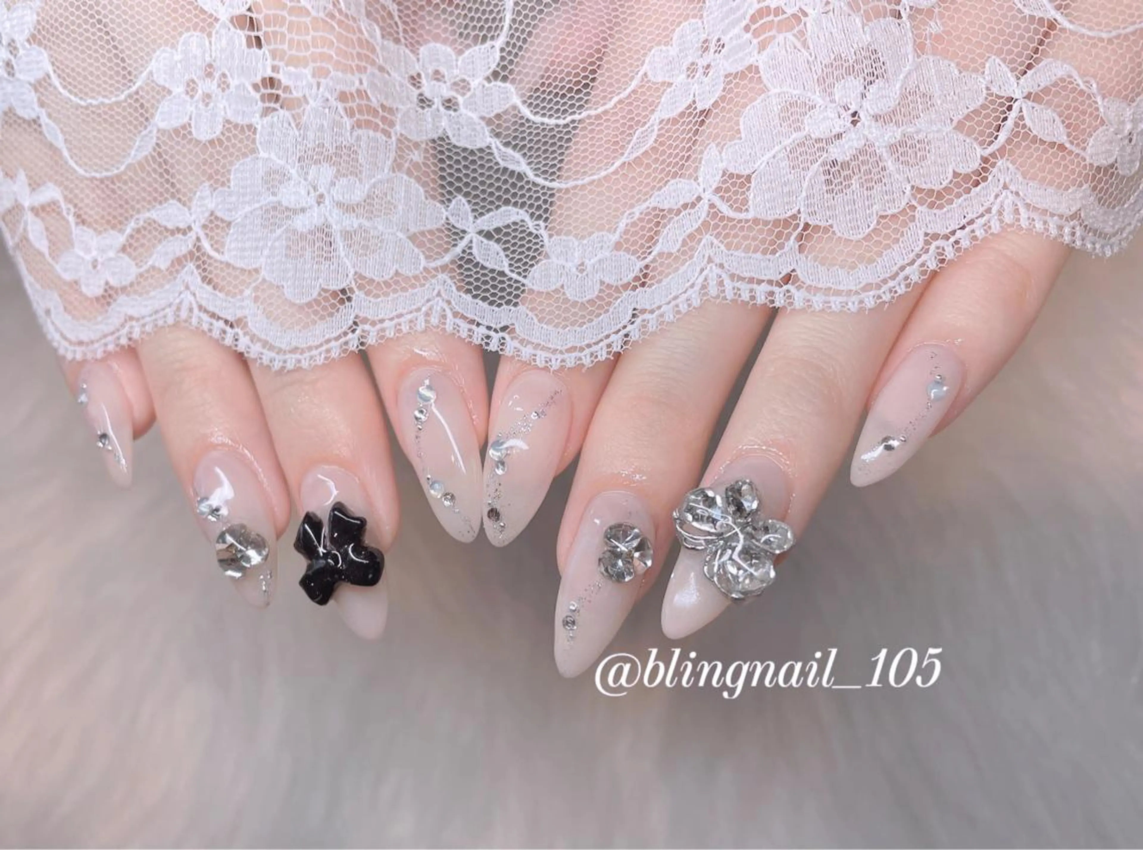 ネイル 23時まで❤︎韓国、 ワンホンネイルのネイルデザイン