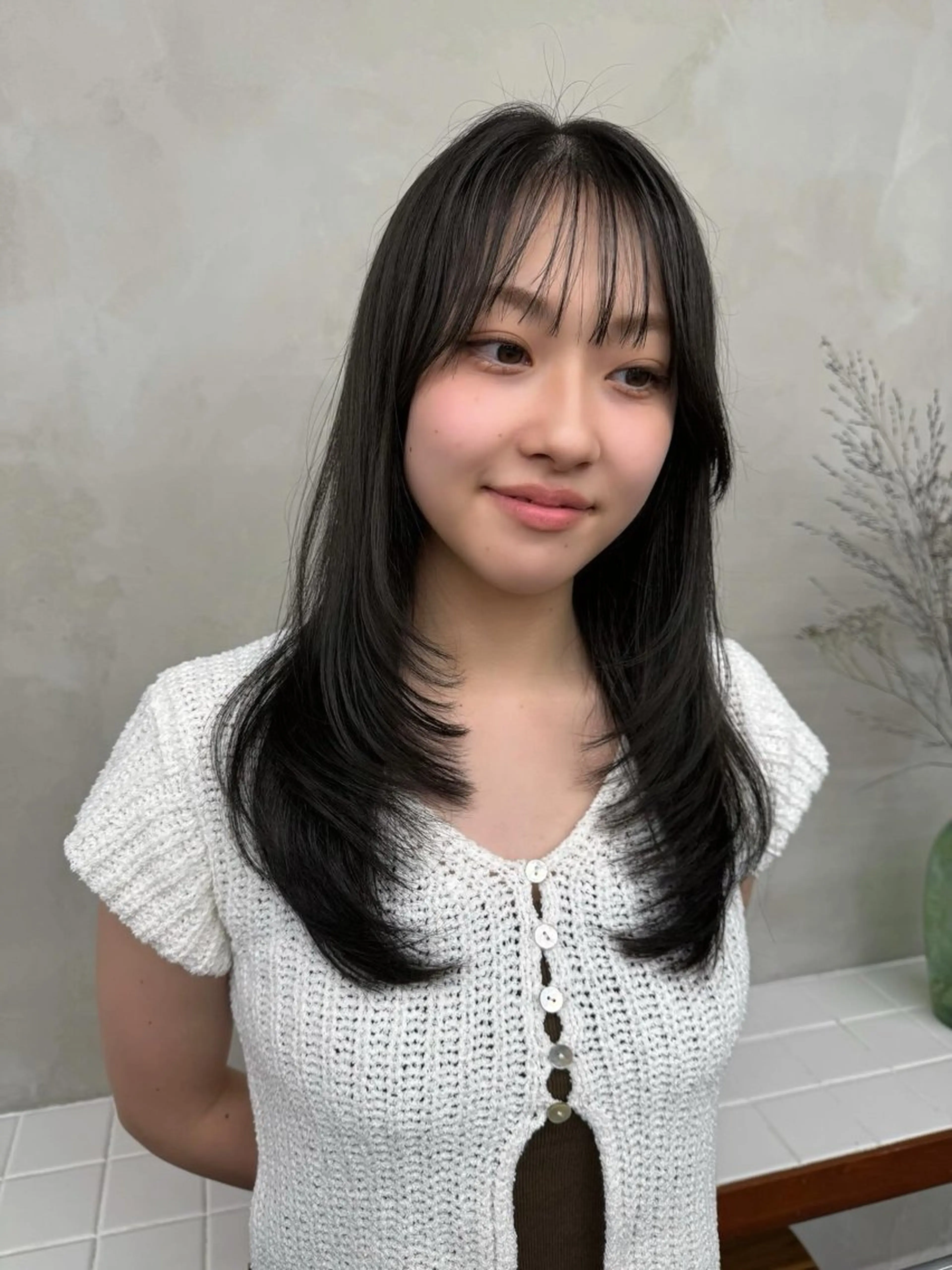 セミロング ヘアカラー センターパート/ 暖色カラーayuのヘアスタイル