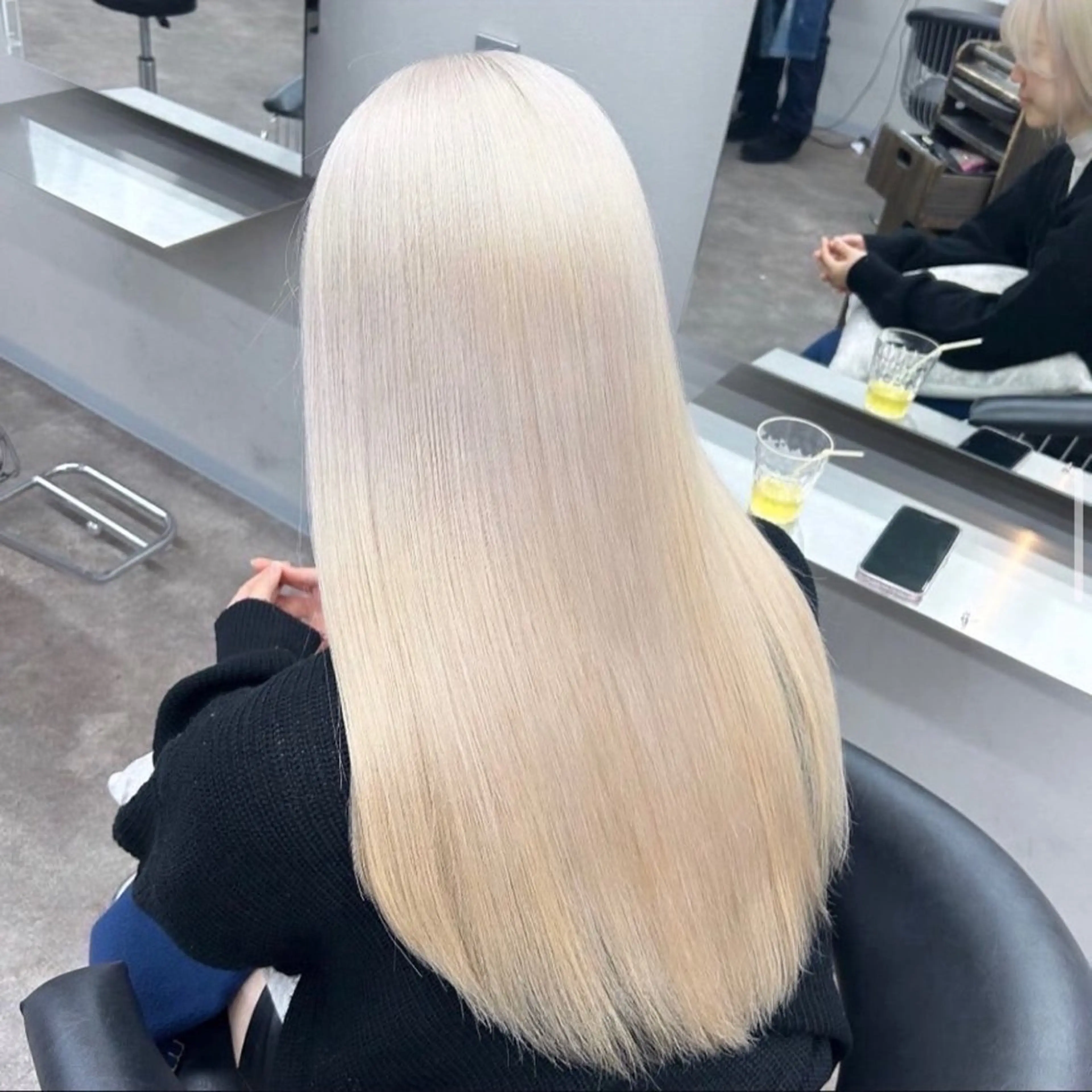 ダブルカラー(ブリーチ)➕1STEPトリートメントの写真