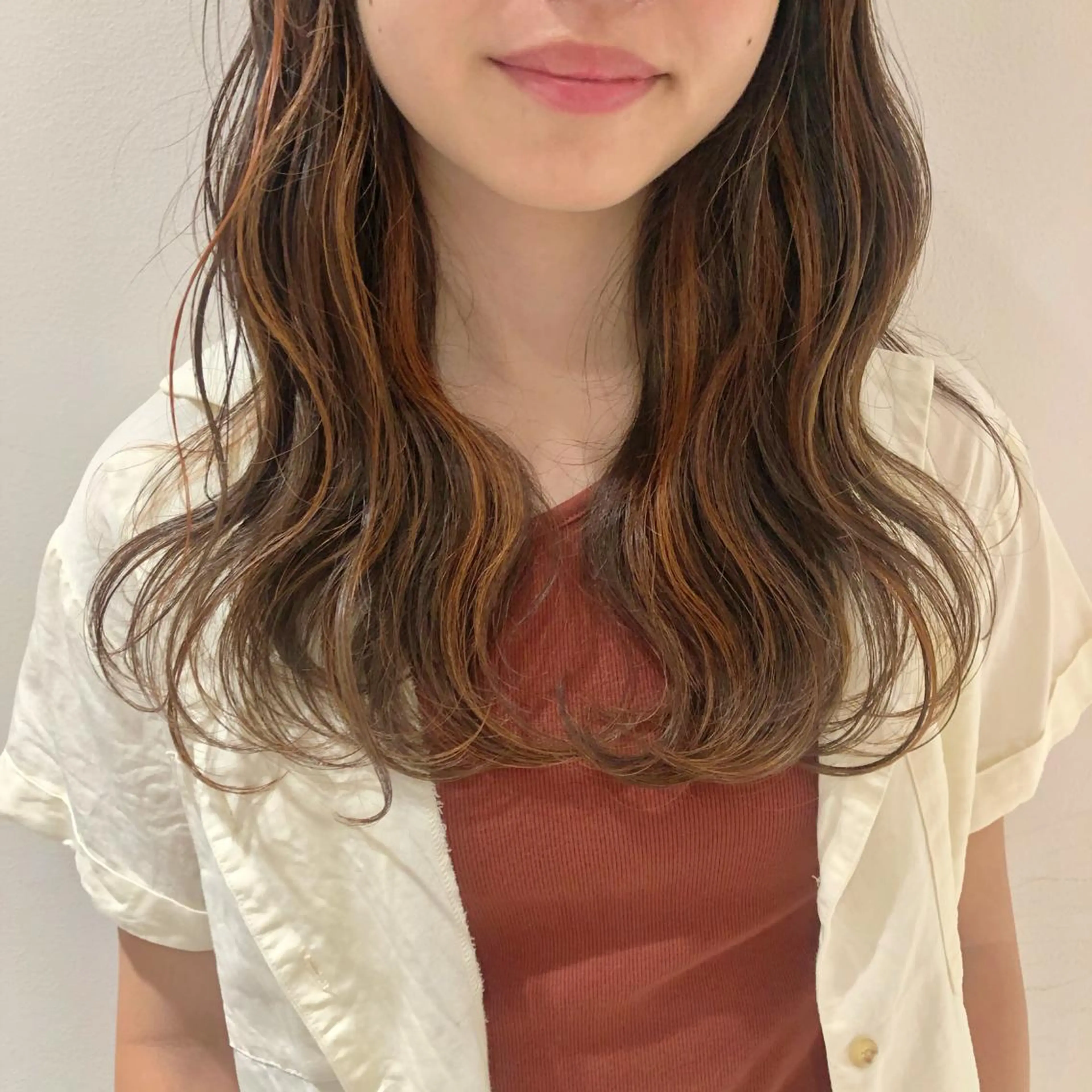ロング カラー ヘアアレンジ ハイライトカラー オレンジ ハイライト 天神レイヤーカット No.1💖マユカのヘアスタイル