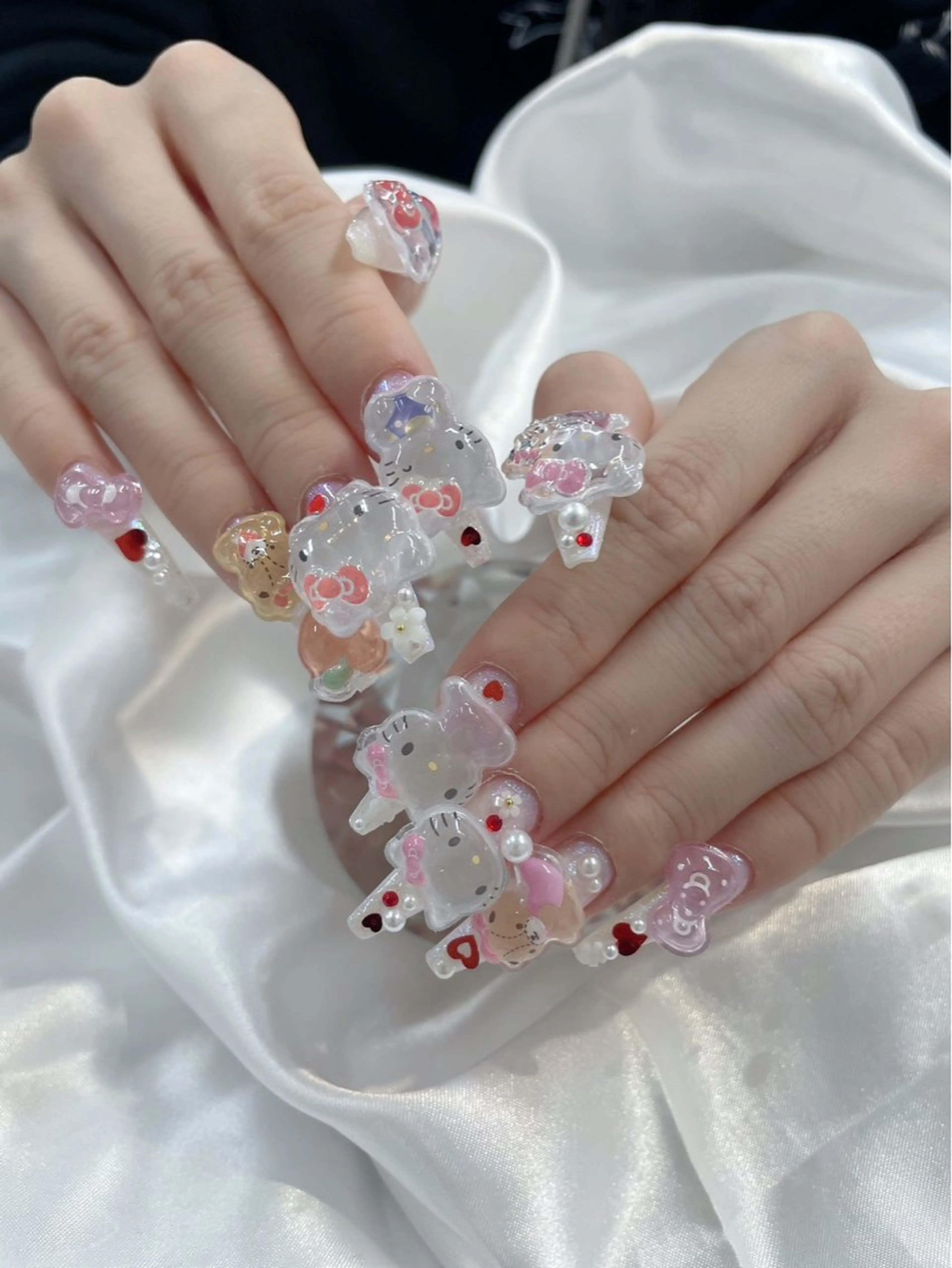 ネイル ボルドー フレンチネイル グラデーション キラキラネイル 韓国ネイル ハンドネイル Rin Nail Shinokuboのネイルデザイン