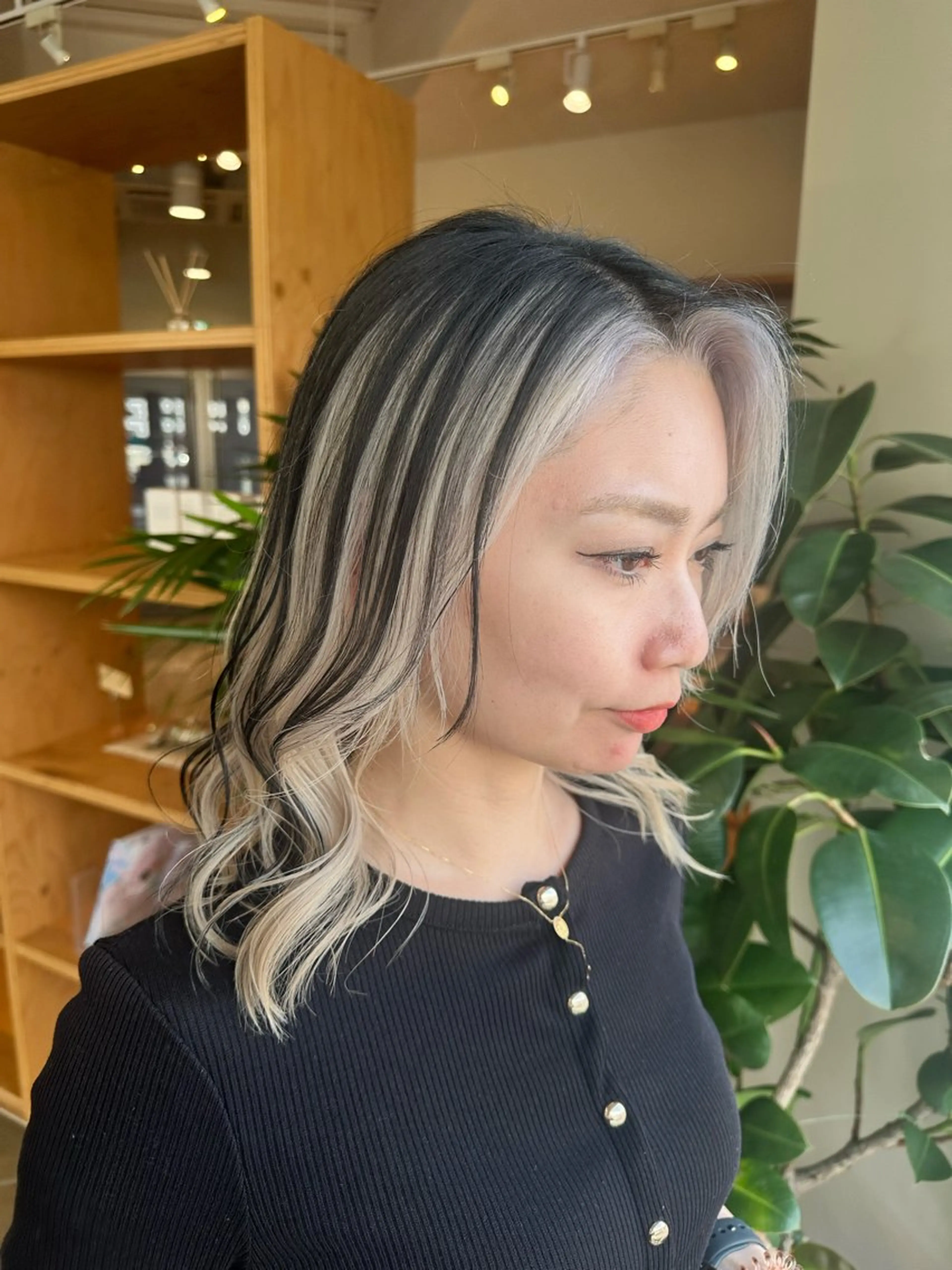 ミディアム ヘアカラー トリートメント ブリーチカラー/ わきたちえ🌻のヘアスタイル