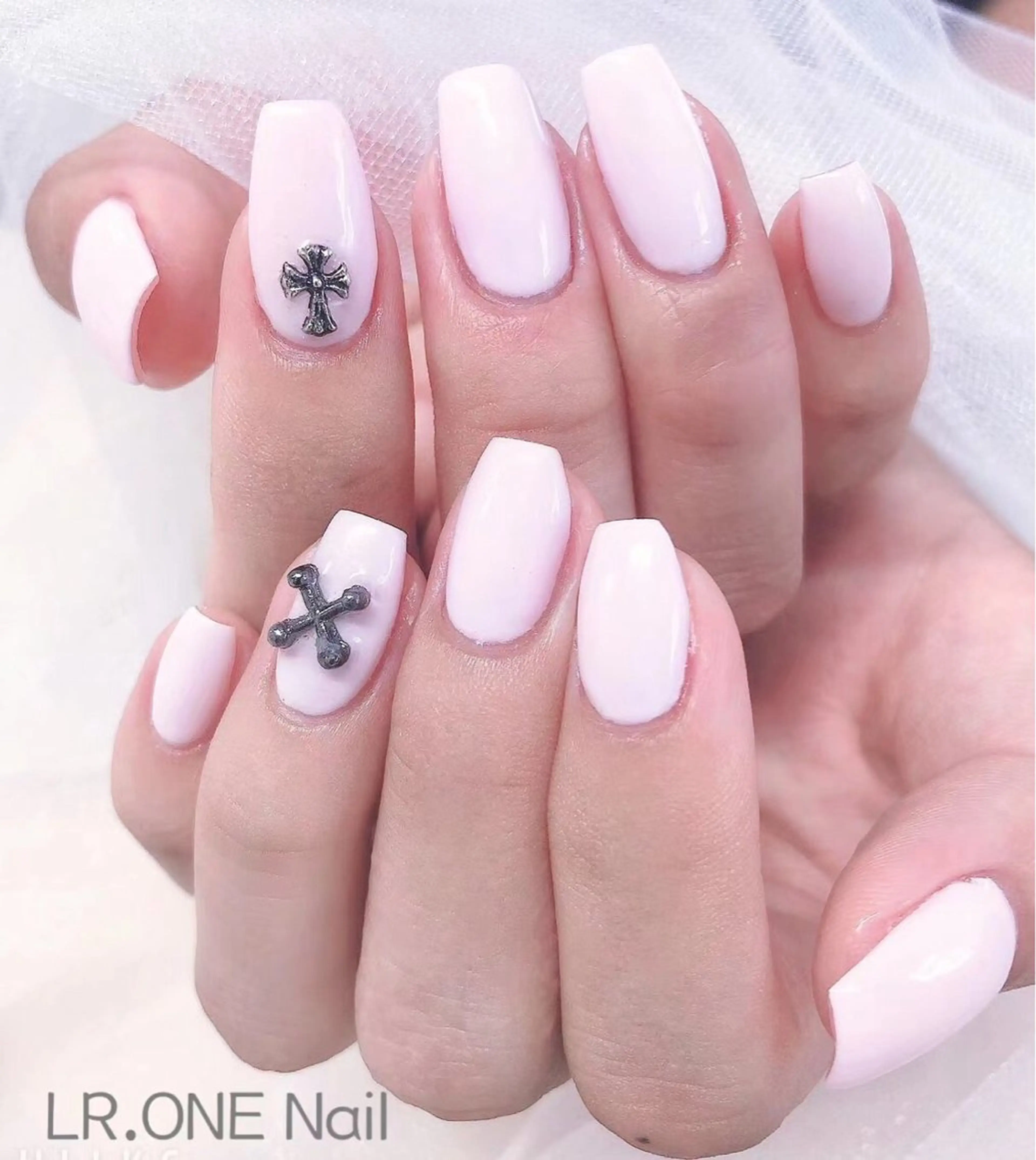 ネイル LR.ONE ヨウのネイルデザイン