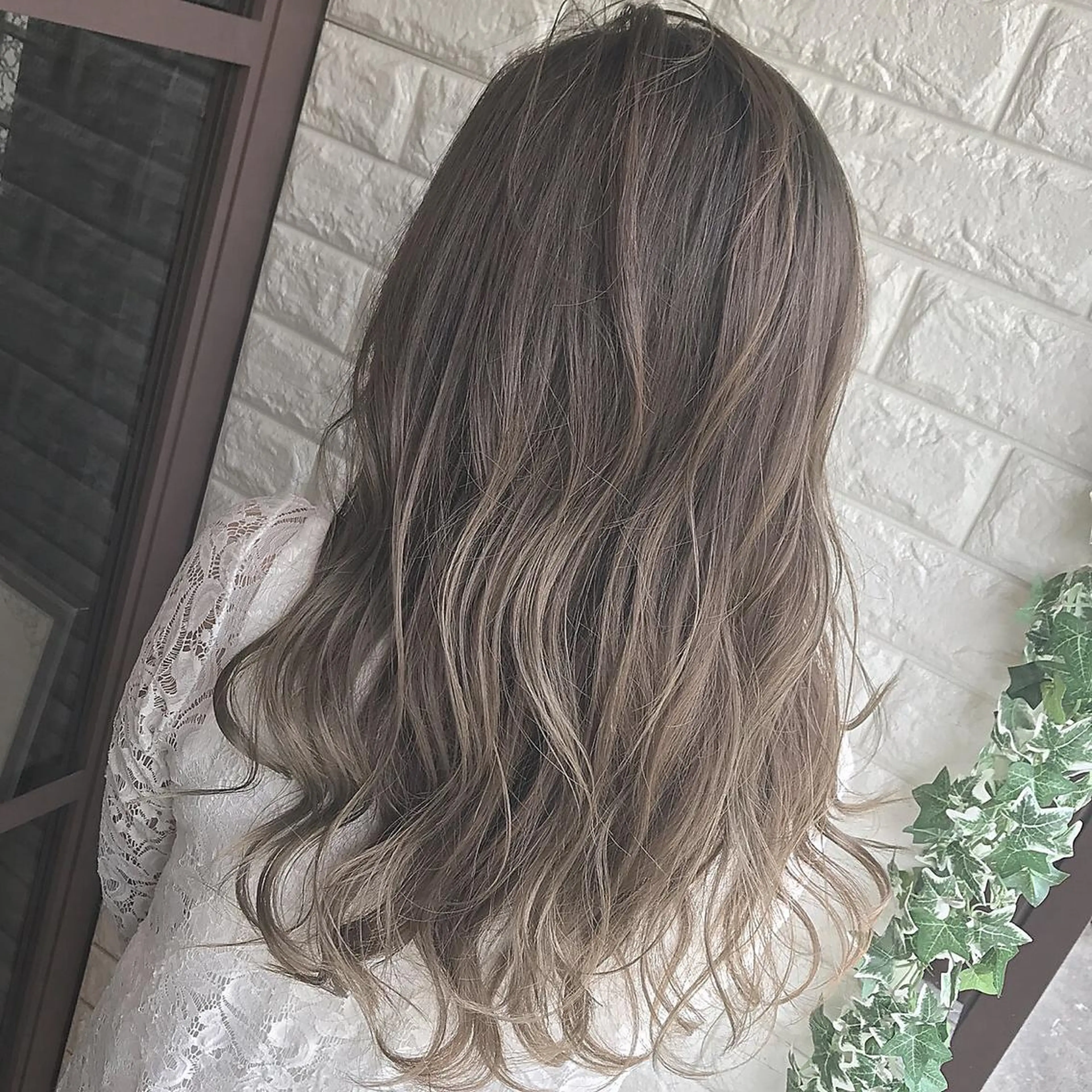 ロング カラー ハイライトカラー 3Dハイライト ハイライト 髪質改善/縮毛矯正 心斎橋/池本有宏のヘアスタイル