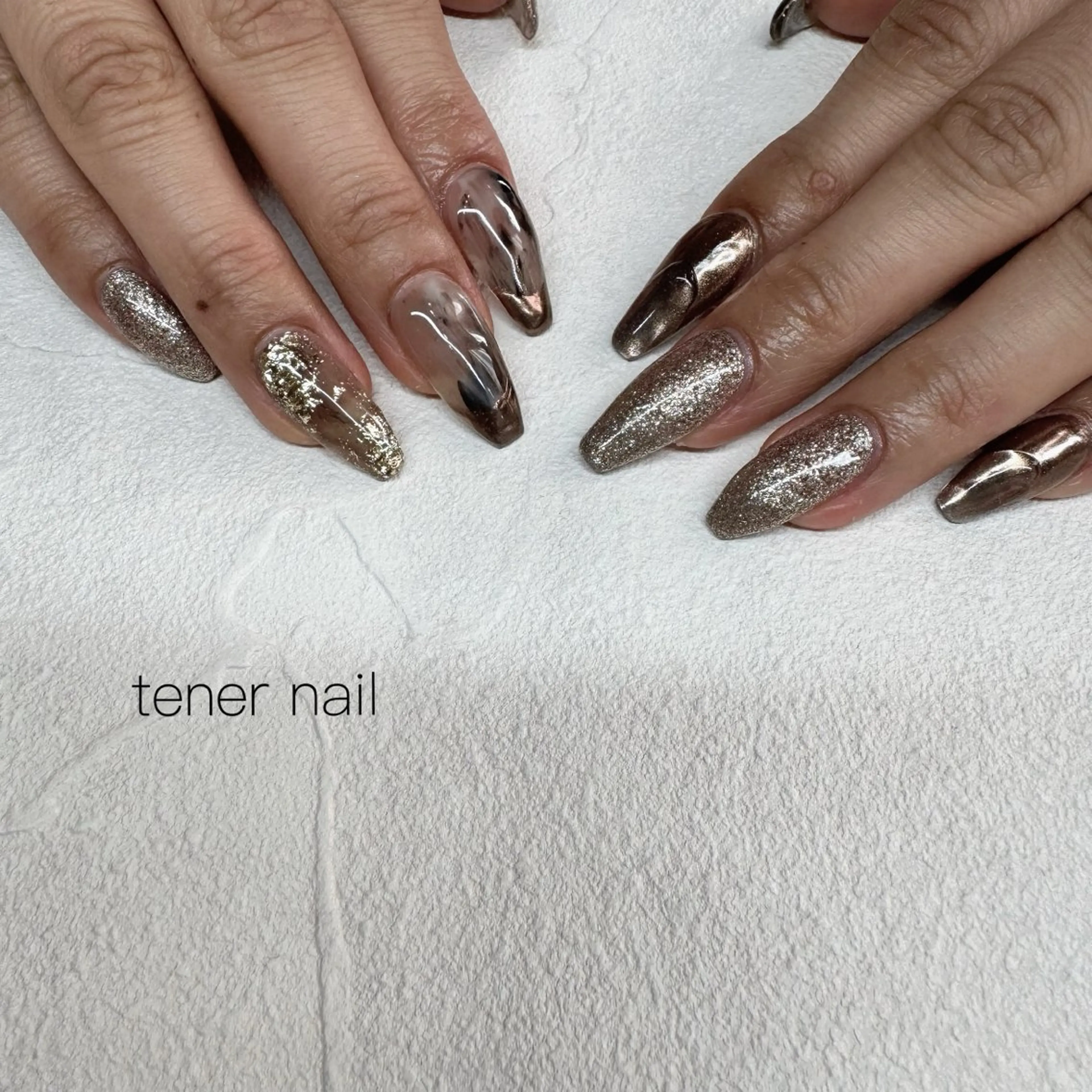ネイル ブラウン ニュアンスネイル ハンドネイル tener  nail  テネルネイル所属・テネルネイル tener nailのネイルデザイン