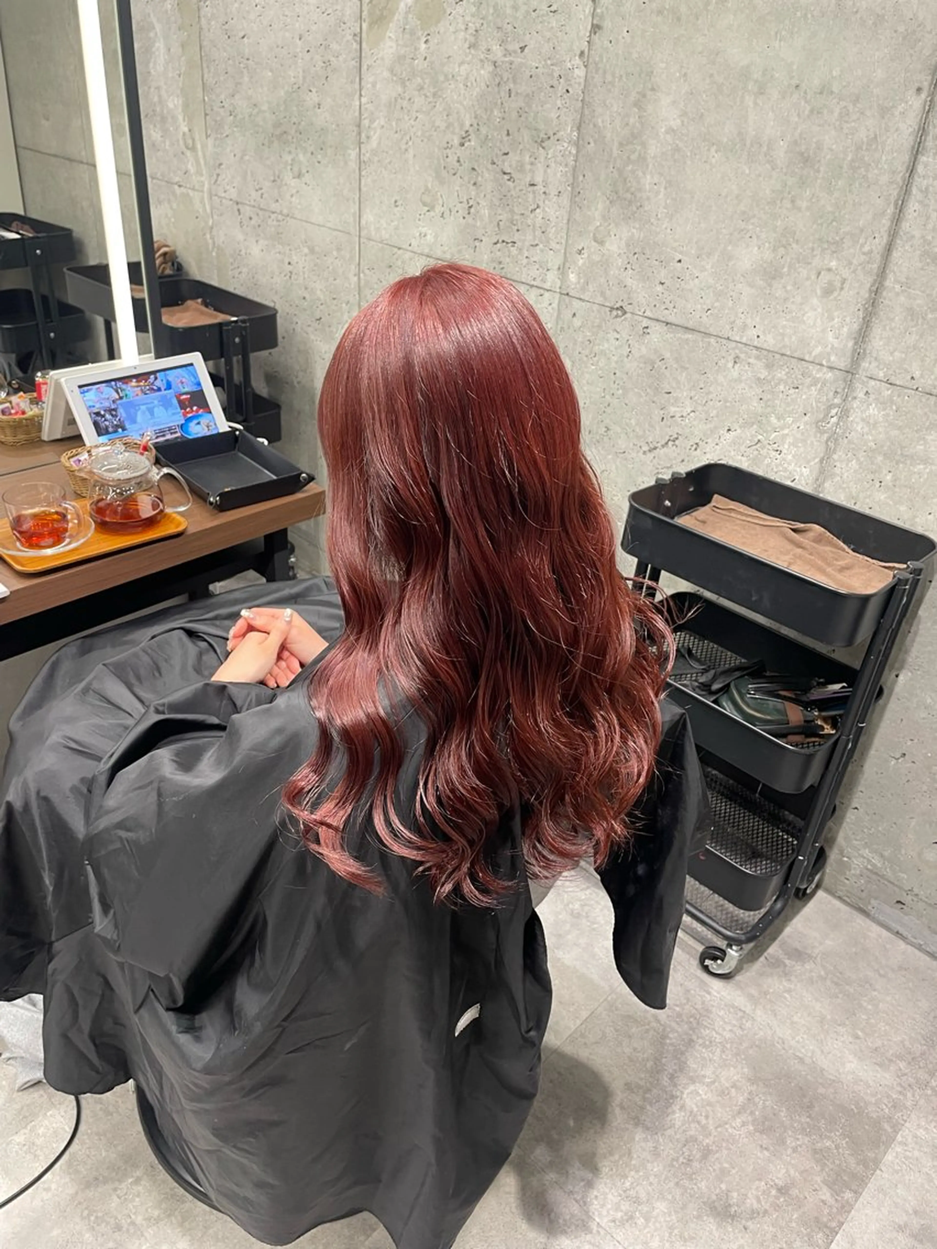 カラー ブリーチ ブリーチなしカラー ヘアカラー トリートメント 暖色/ハイトーン/ カラー/HBLのヘアスタイル