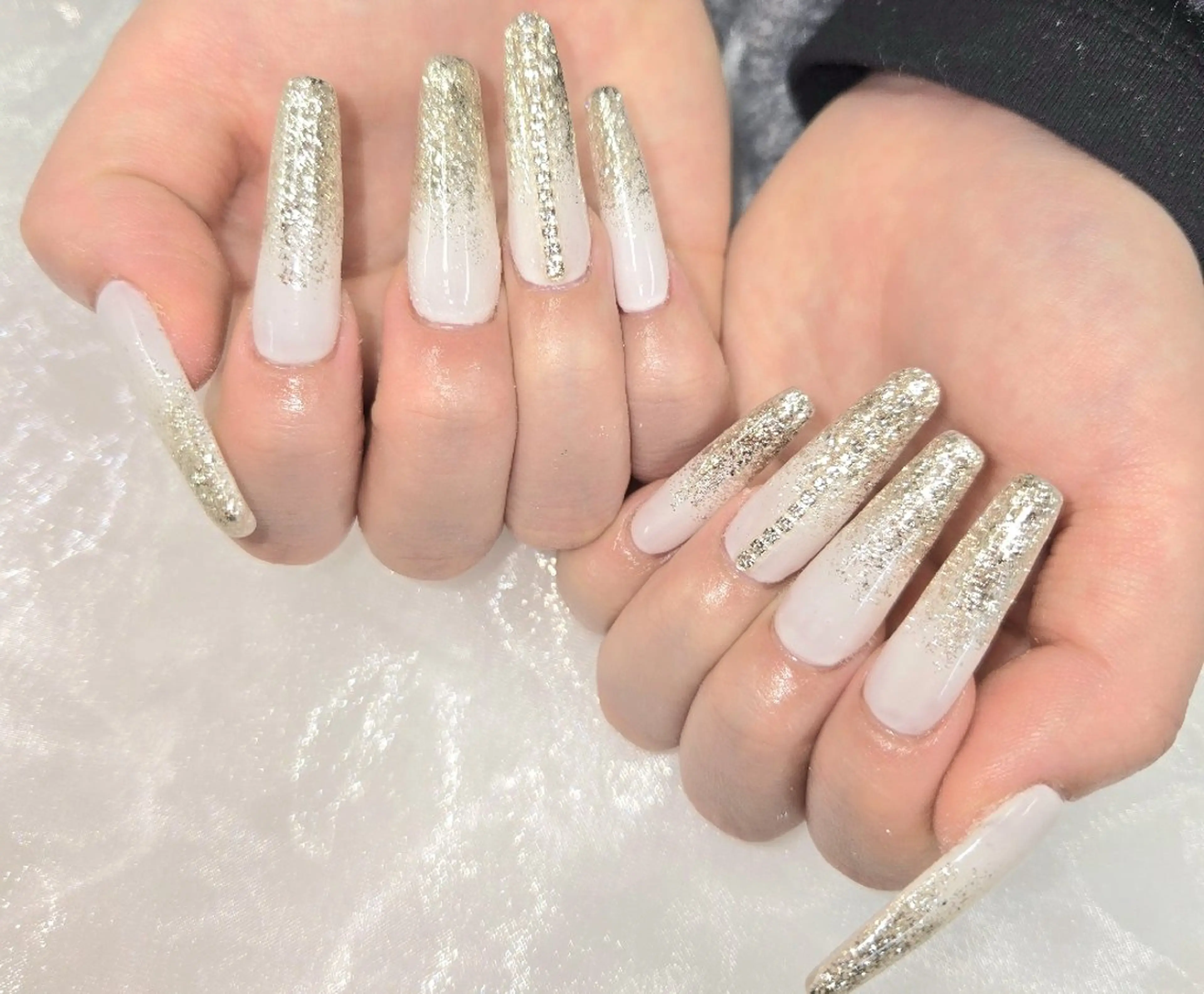 ネイル アートネイル オーロラネイル チークネイル ジェルネイル グラデーション ハンドネイル 河野ちえ (雑誌掲載サロン)のネイルデザイン