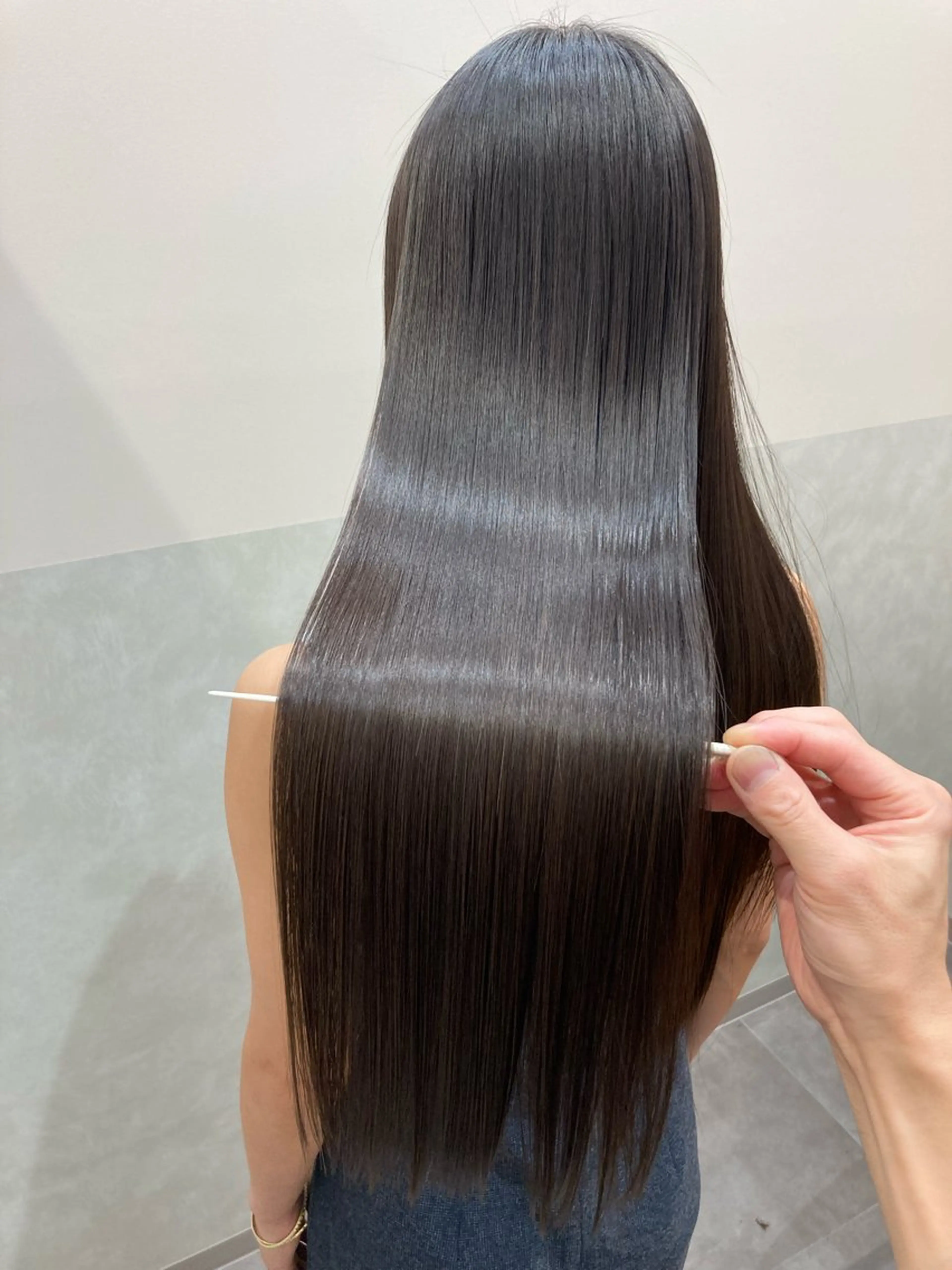 ロング ショートボブ ボブ くせ毛 ハイライト 髪質改善 自然で柔らかい縮毛 矯正✨松尾郁哉のヘアスタイル