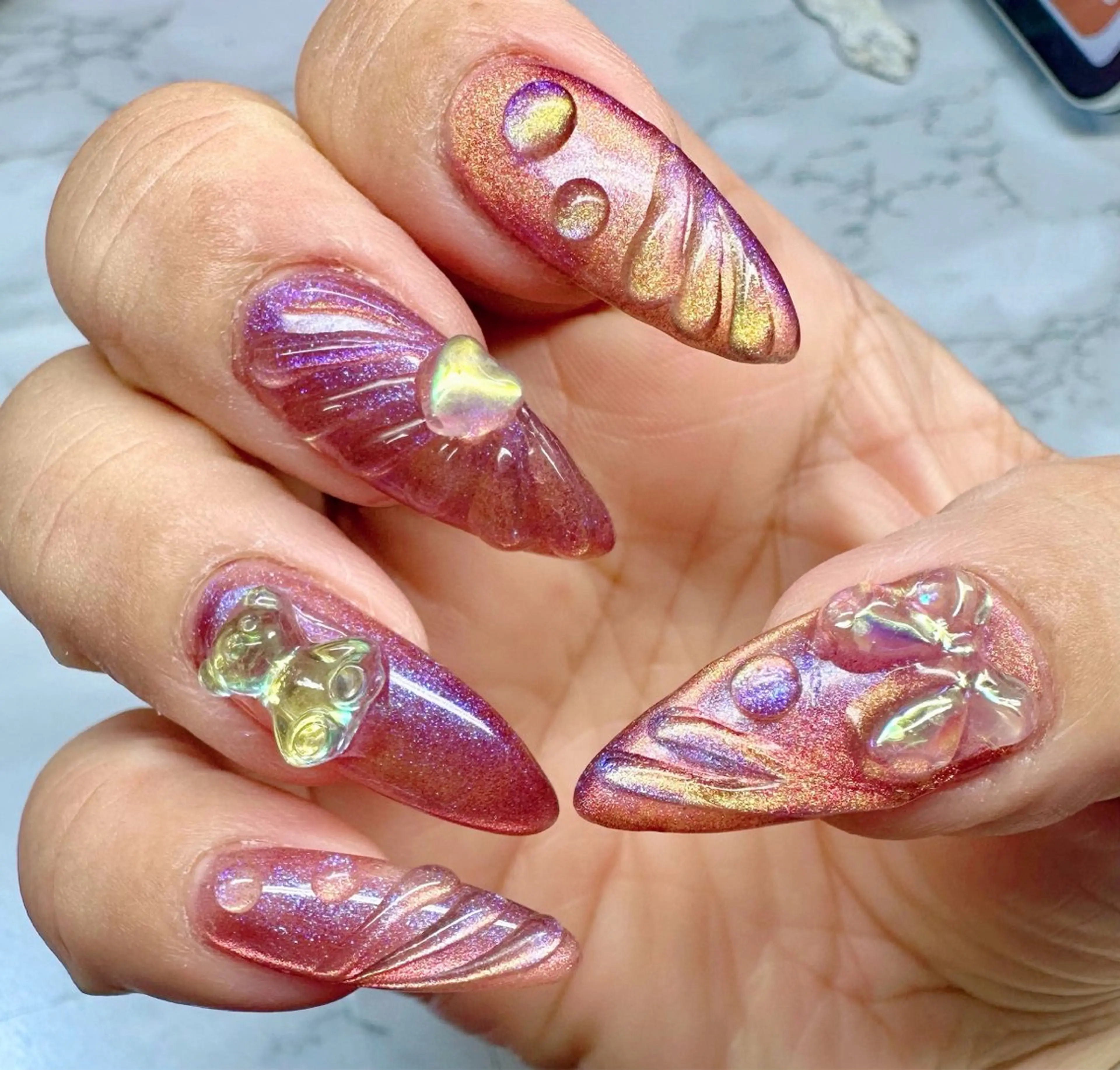 ネイル オーロラネイル ニュアンスネイル ワンカラーネイル 夏ネイル M.N_ nailのネイルデザイン