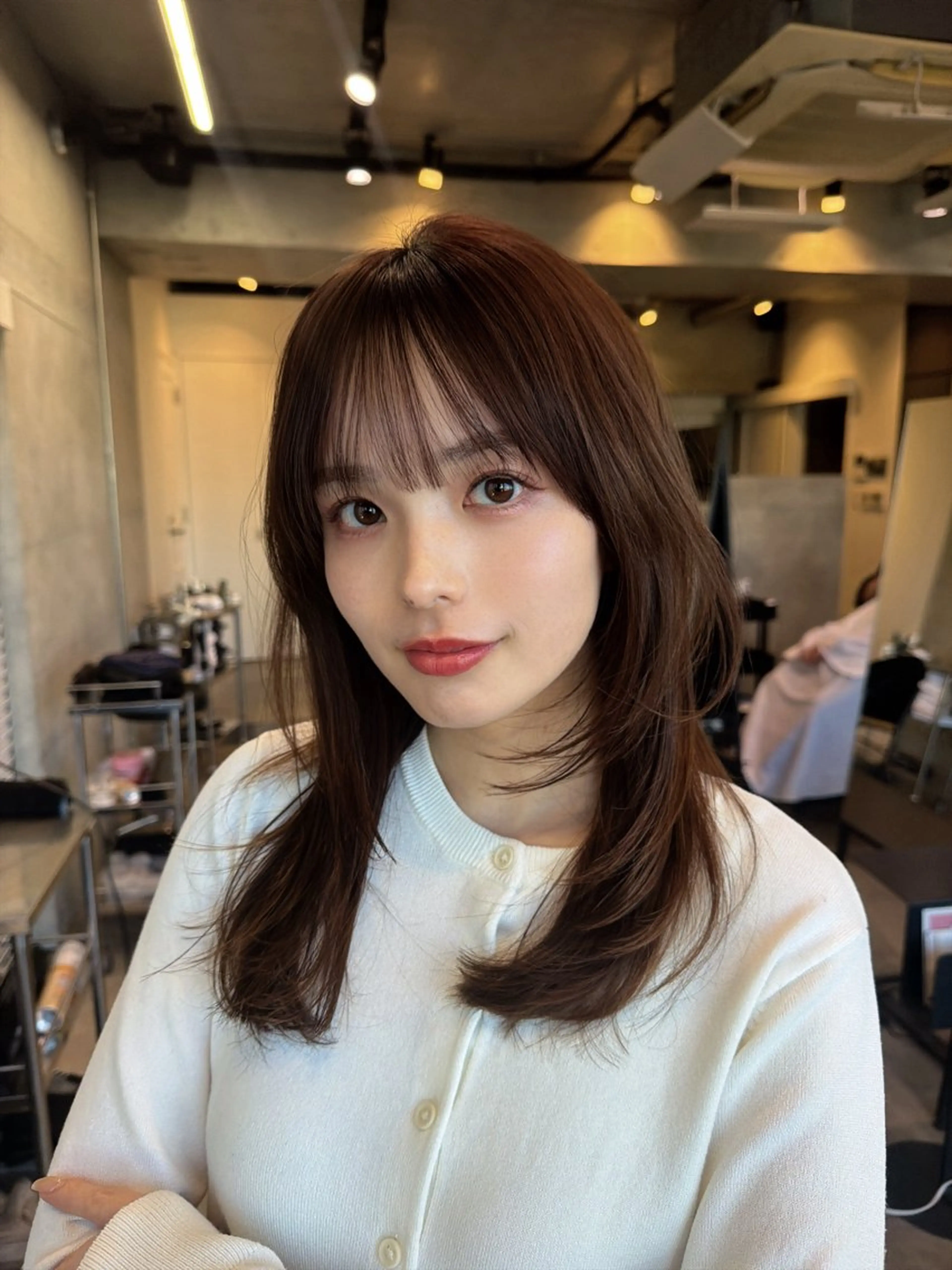 セミロング ハッシュカット レイヤーカット カット 韓国レイヤー/透明感 /髪質改善/アジキのヘアスタイル