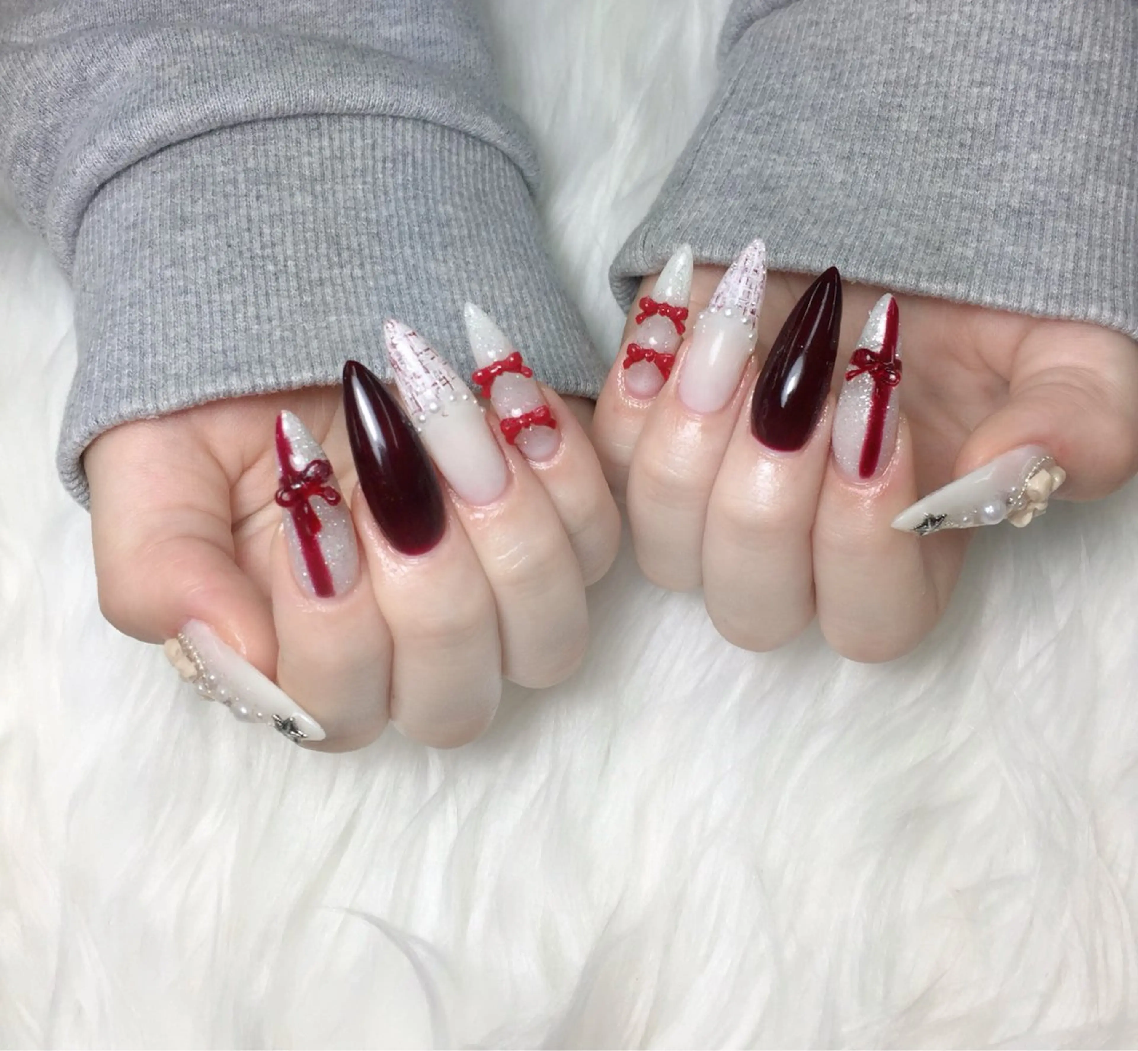 ネイル ジェルネイル ガーリー 韓国ネイル ニュアンスネイル シンプルネイル ハンドネイル KING_NAIL YUMIのネイルデザイン