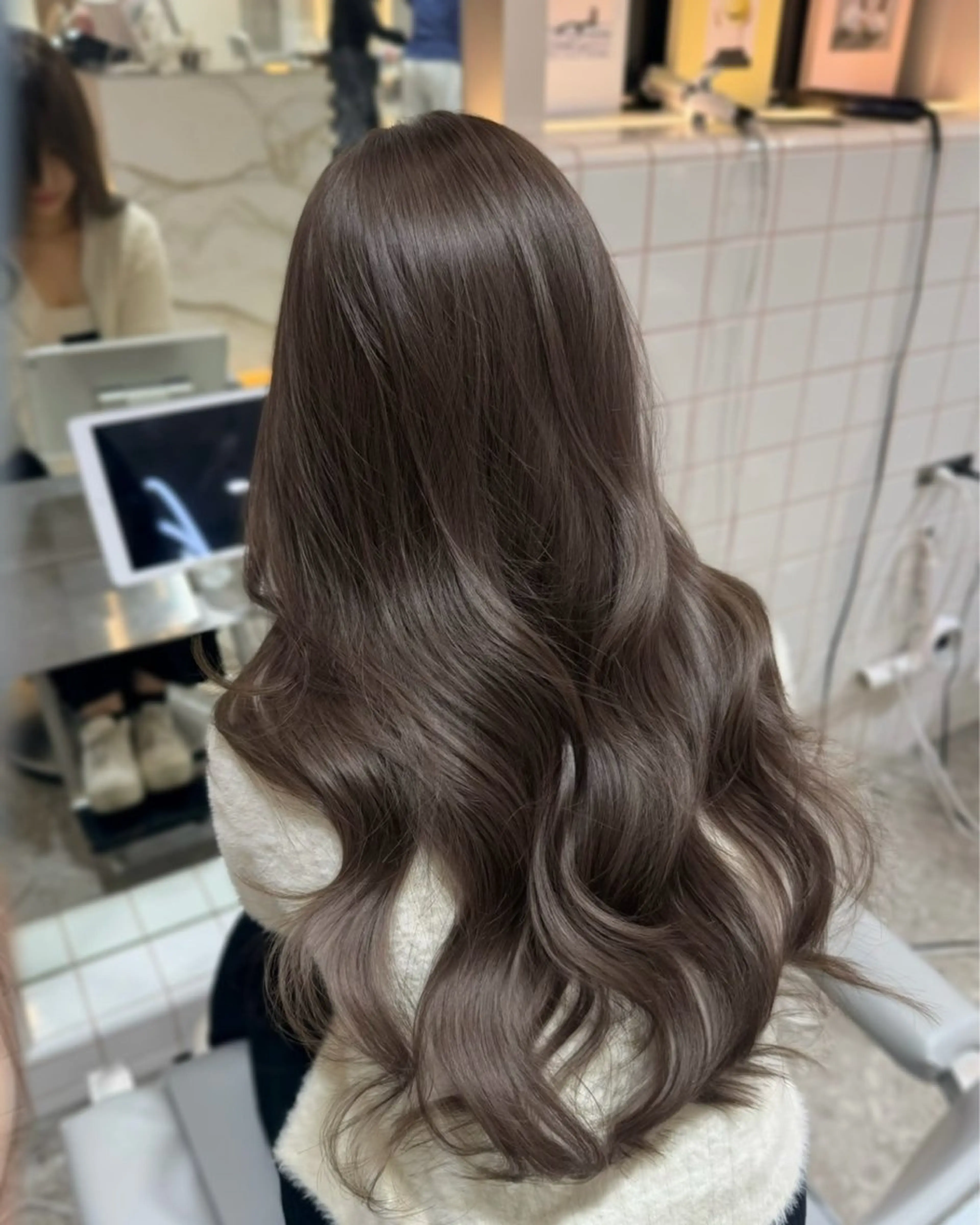 ロング カラー Chiharu 新宿/韓国ヘア🖤のヘアスタイル