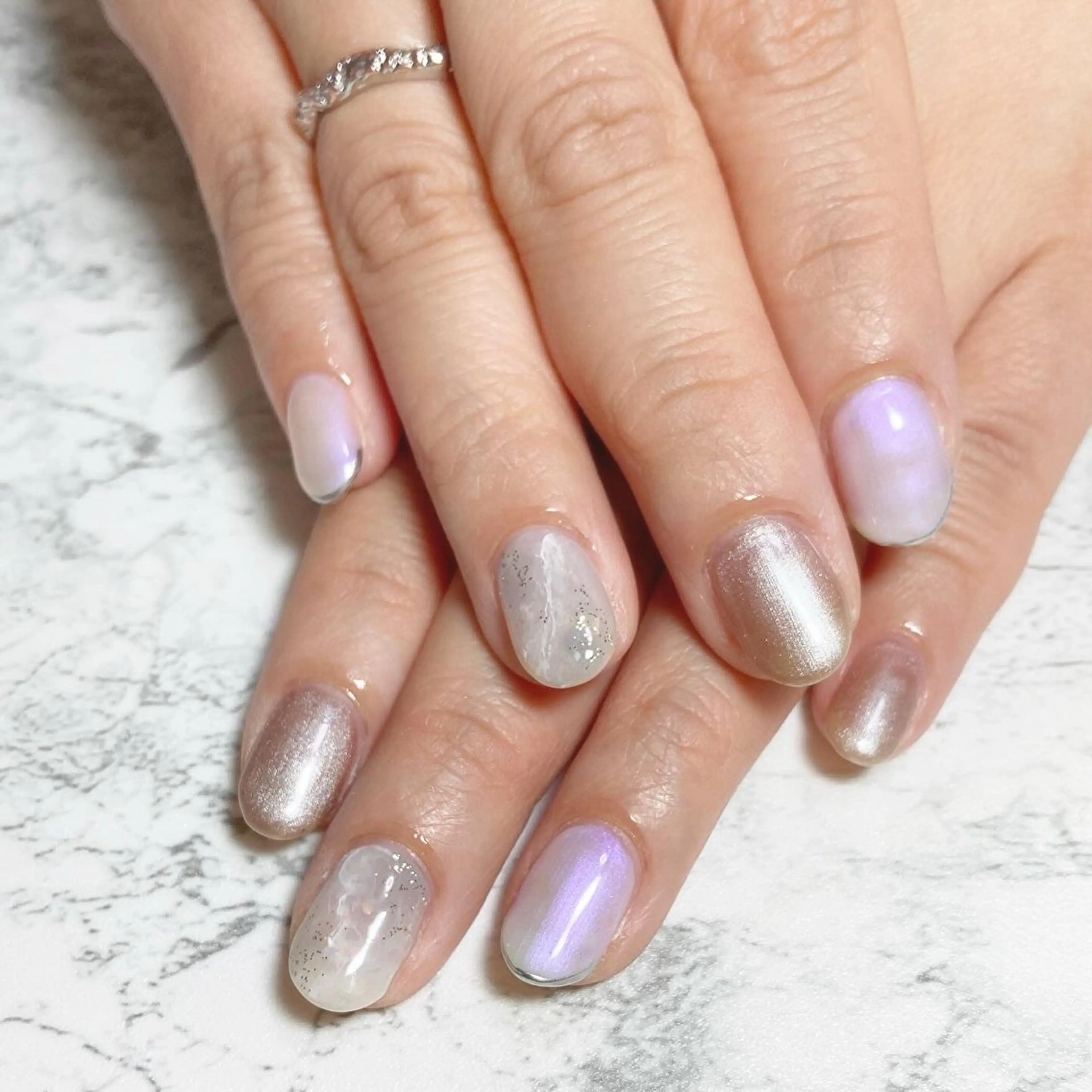 ネイル ニュアンスネイル 手書きが得意🖌️ Y’s  nailのネイルデザイン