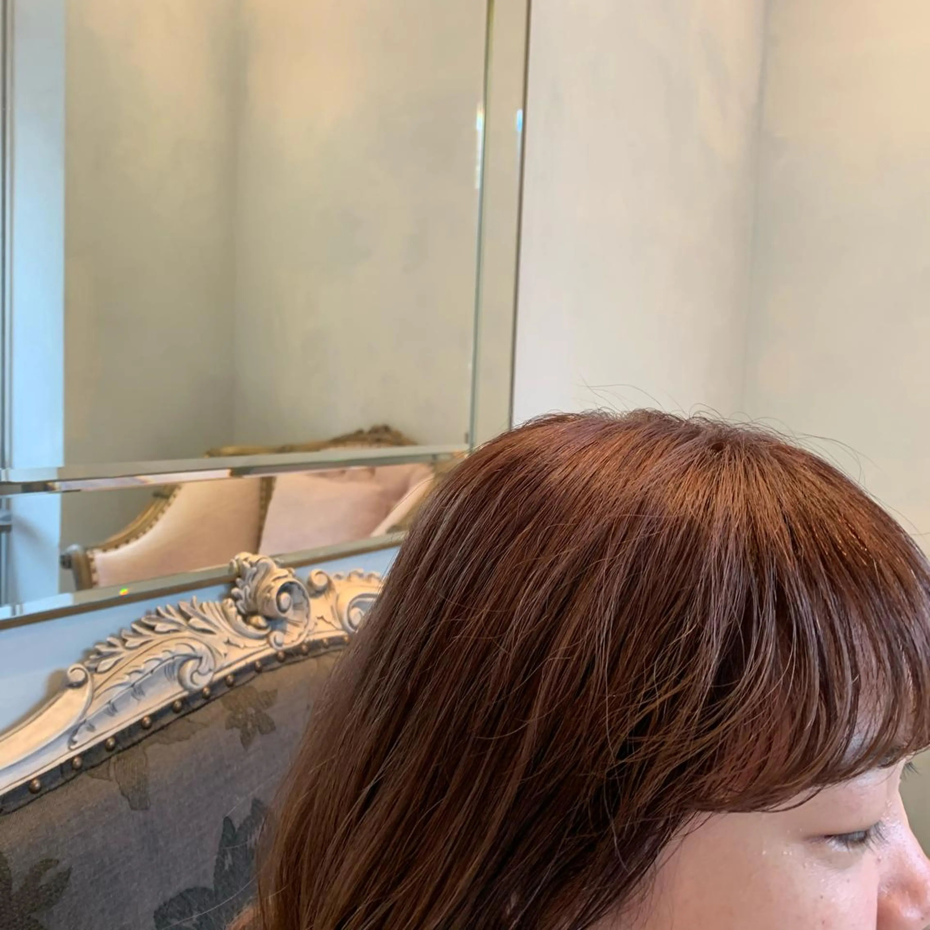 ミディアム SAKINO. ベージュカラーのヘアスタイル