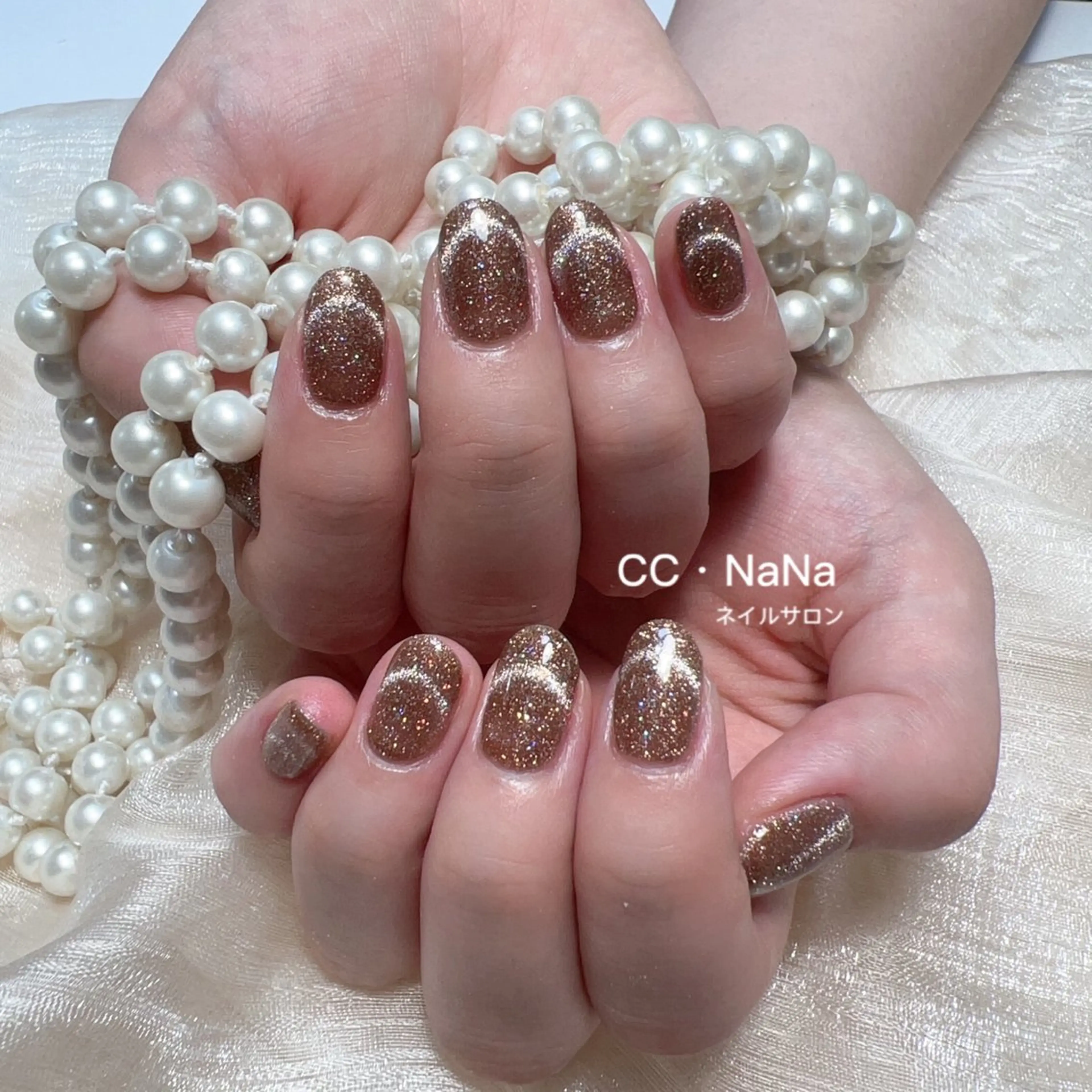 ネイル チークネイル フラッシュネイル ハート キラキラネイル 韓国ネイル ハンドネイル 韓国風ワンホンネイル パラジェル🩵roのネイルデザイン