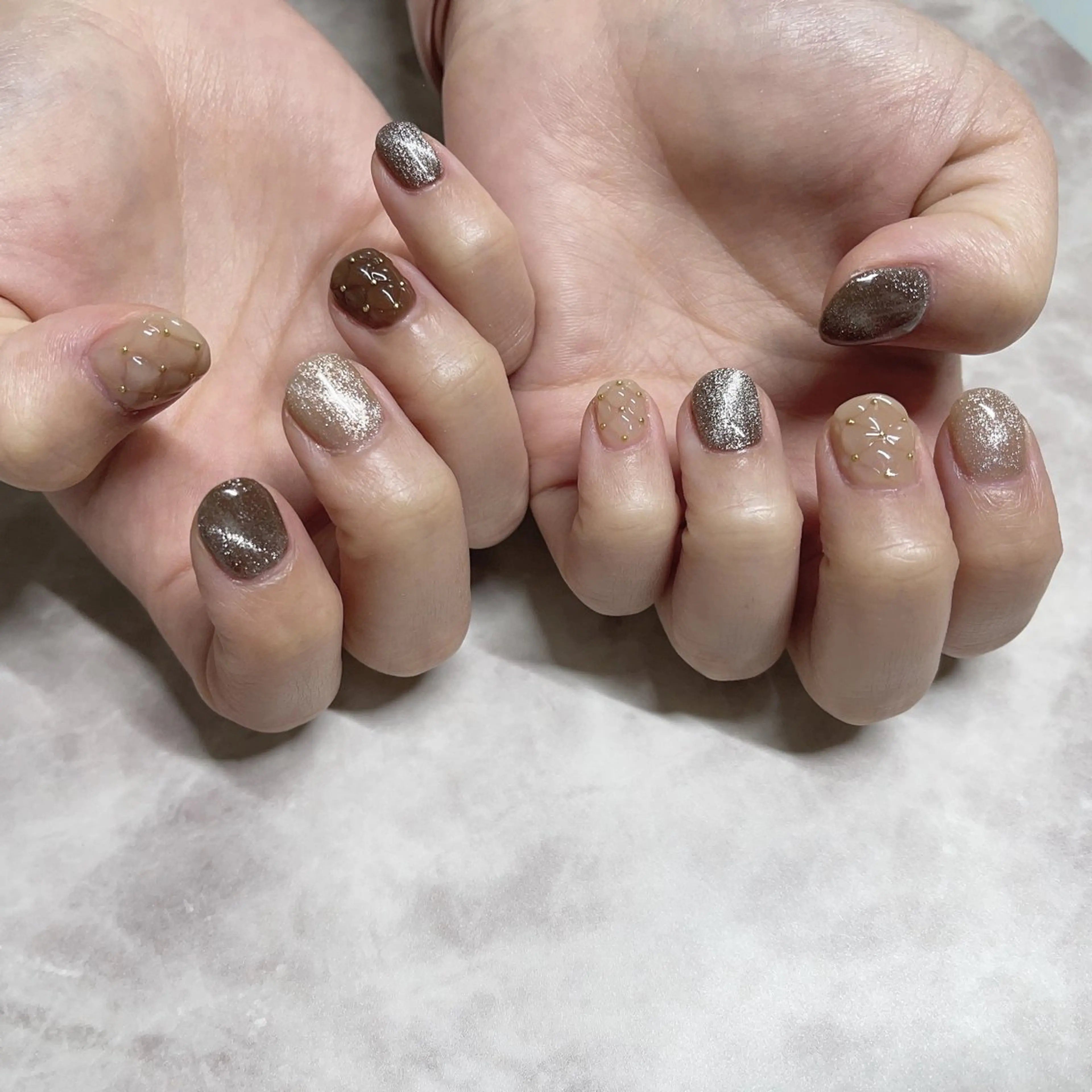 🎀ピールオフネイル🎀3000円​〜​　　　　　　普段ネイルができない方におすすめの　　　　短期間ネイルメニューの写真