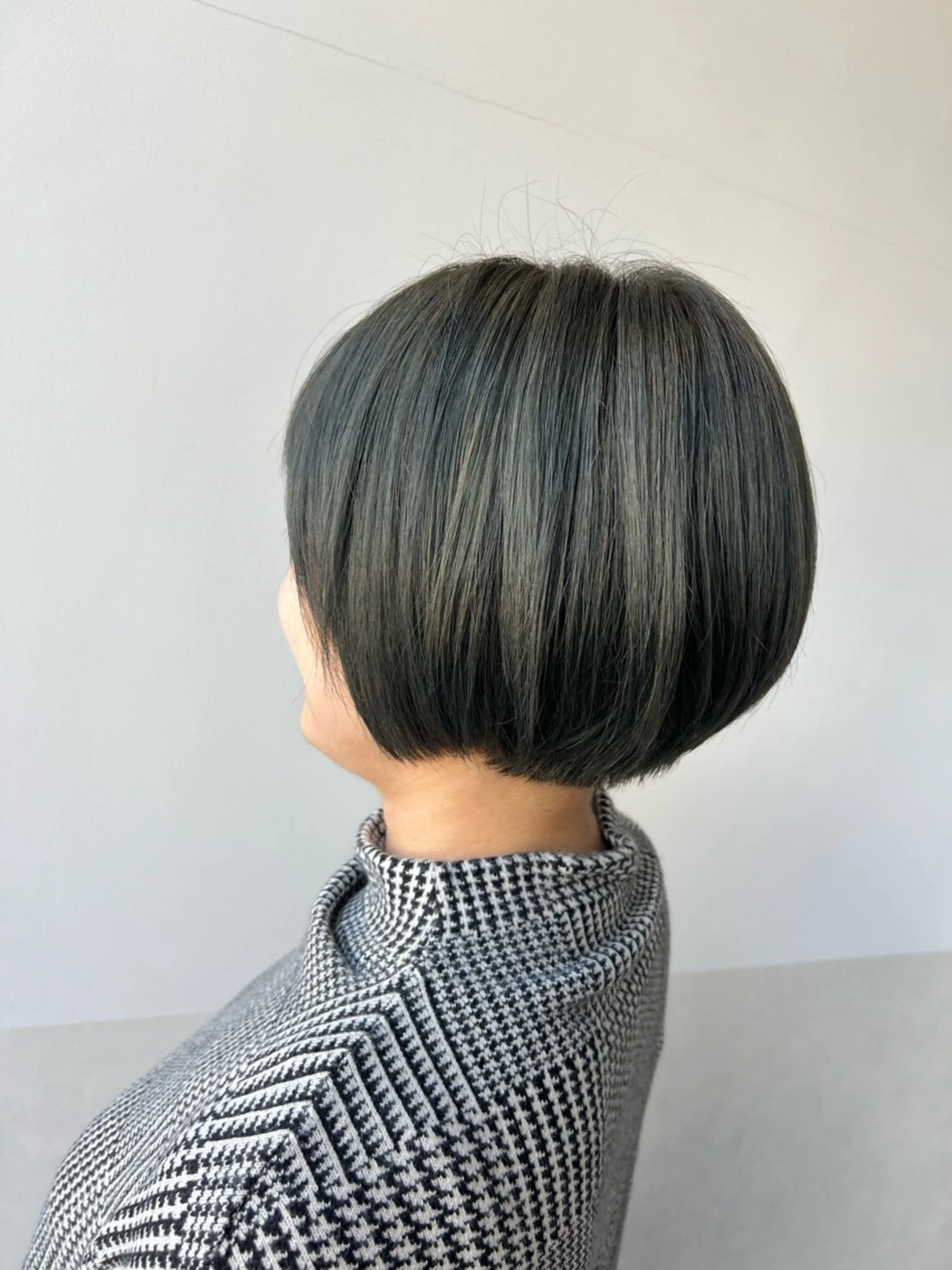 ショート カラー グレージュ カーキグレージュ 🍇おぐら めぐみ🍇のヘアスタイル