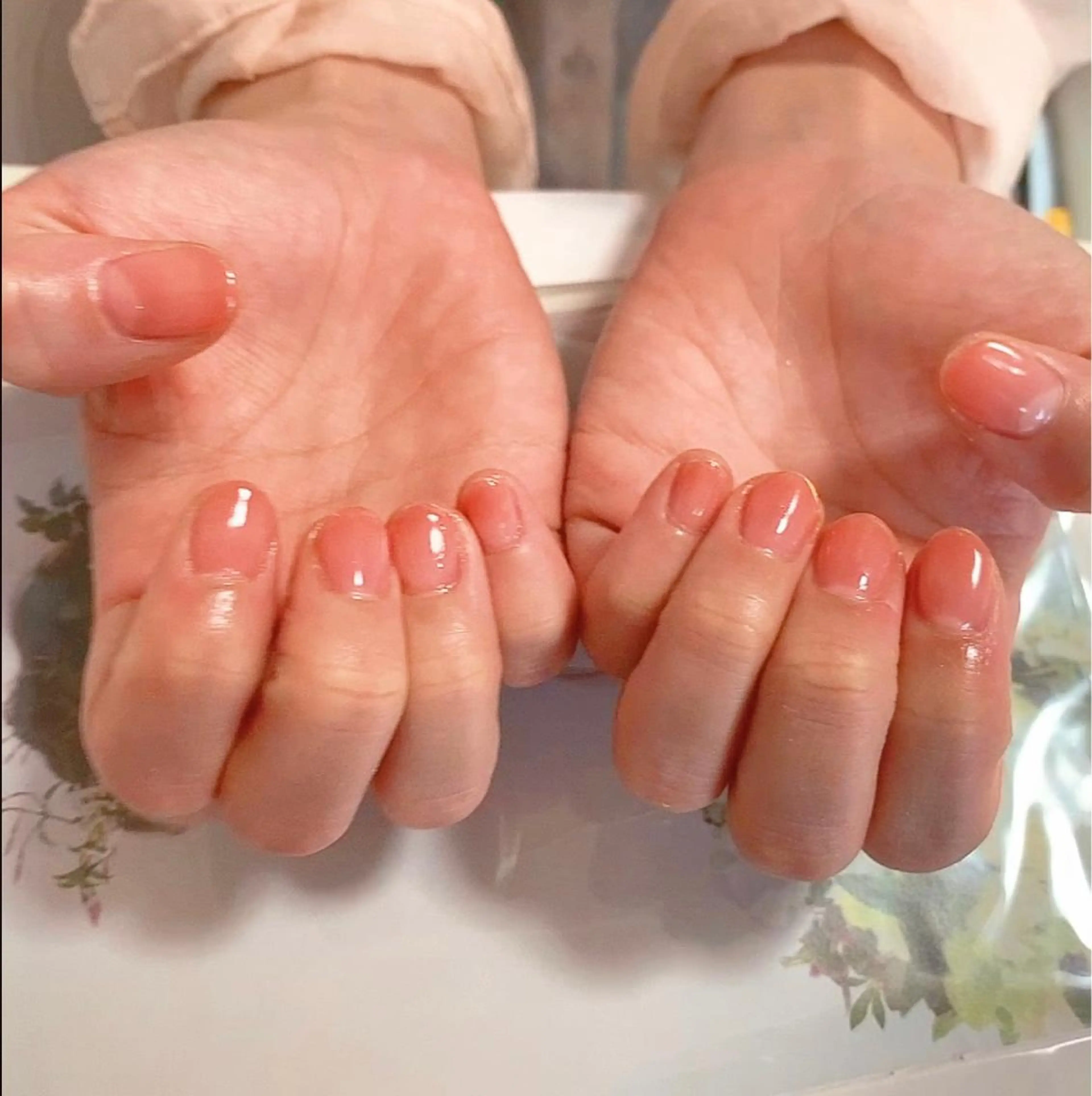 ネイル オーロラネイル ミラーネイル CIEL ☺︎のネイルデザイン