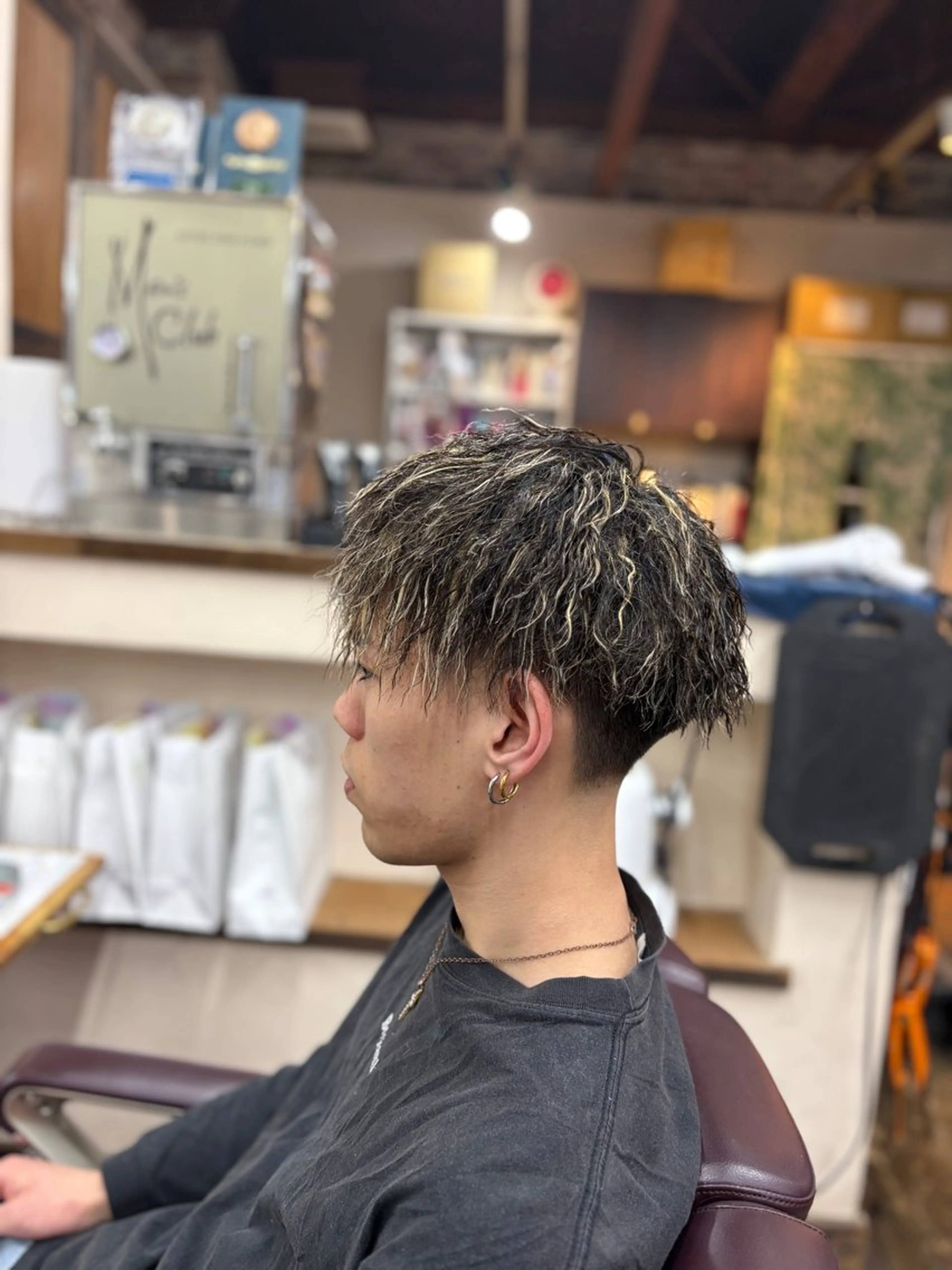 カラー パーマ メンズ 山本 健生のヘアスタイル