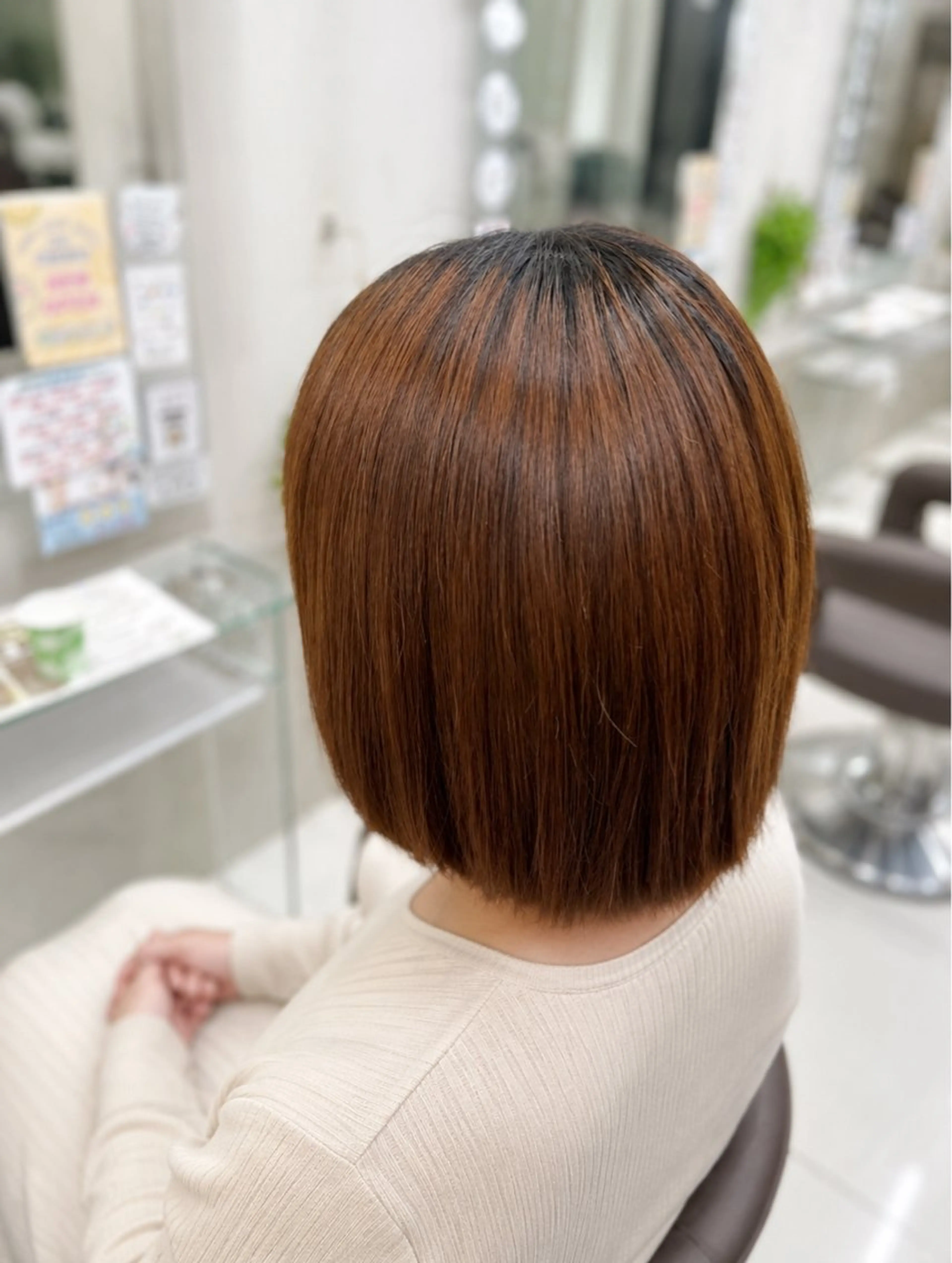 ショート カラー ボブ 縮毛矯正 カット 🏵️EARTH/A aya🏵️のヘアスタイル
