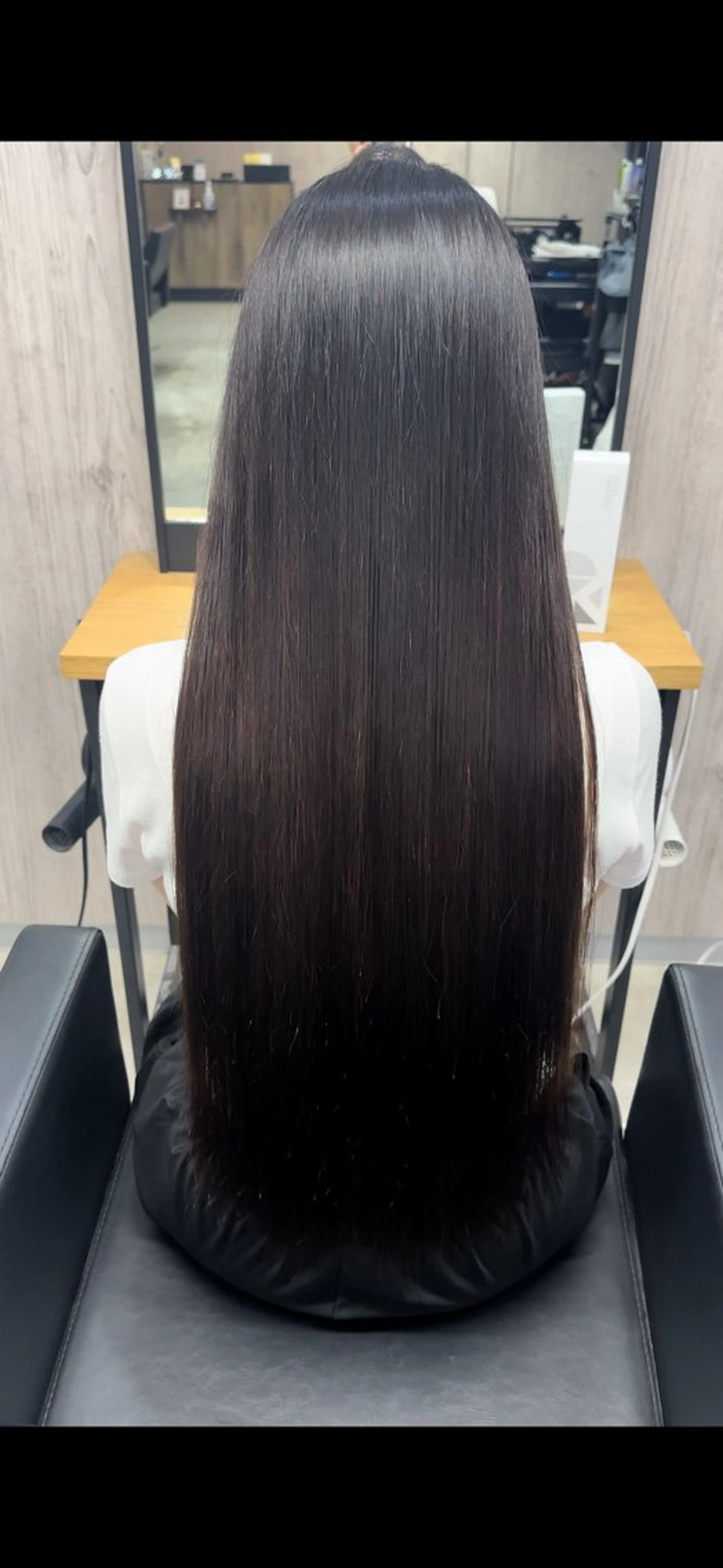 ロング 縮毛矯正 lafit YURITOのヘアスタイル