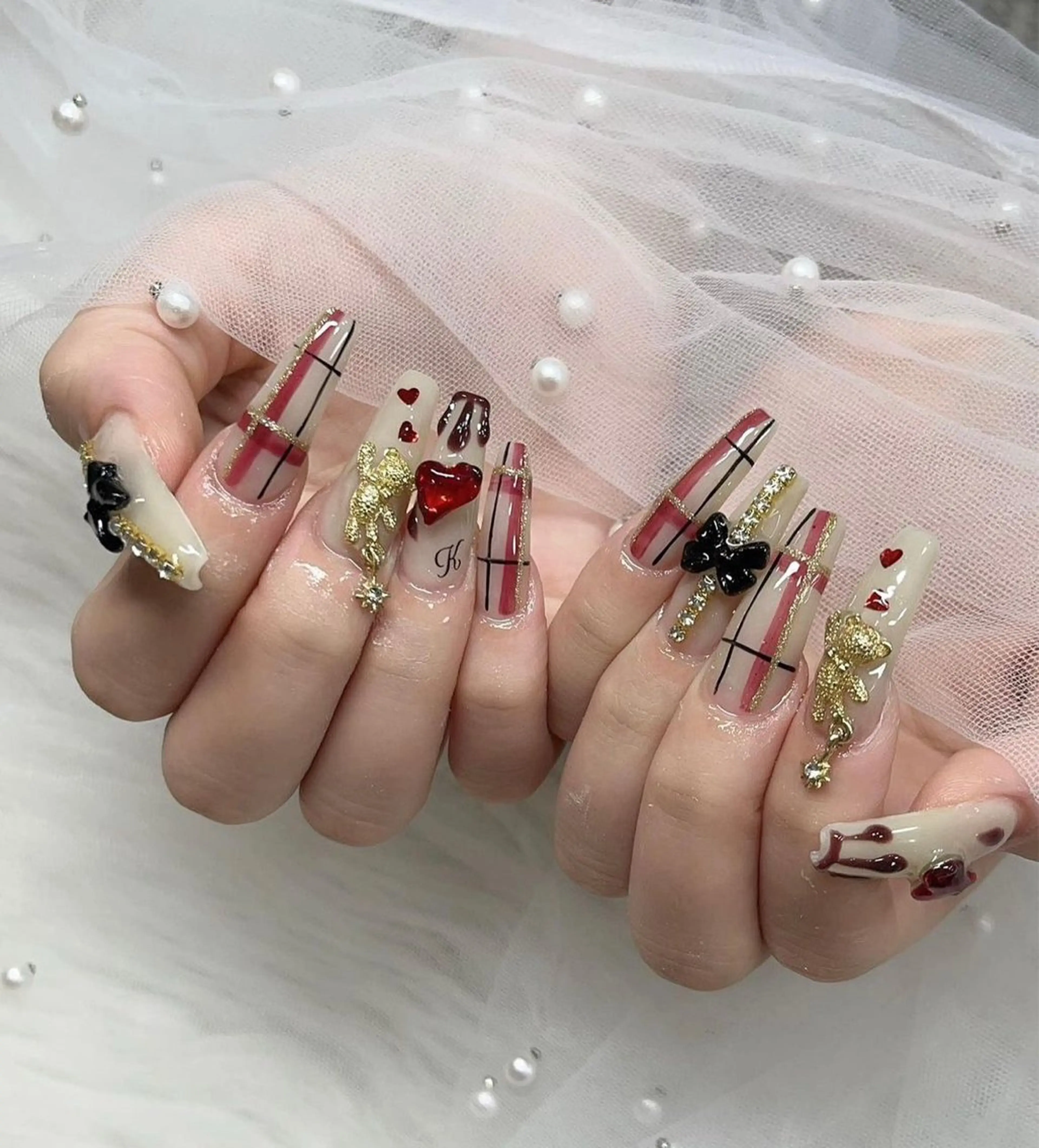 ネイル ハンドネイル ハンドケア The Nail & Eye Lashの眉毛・アイブロウイメージ