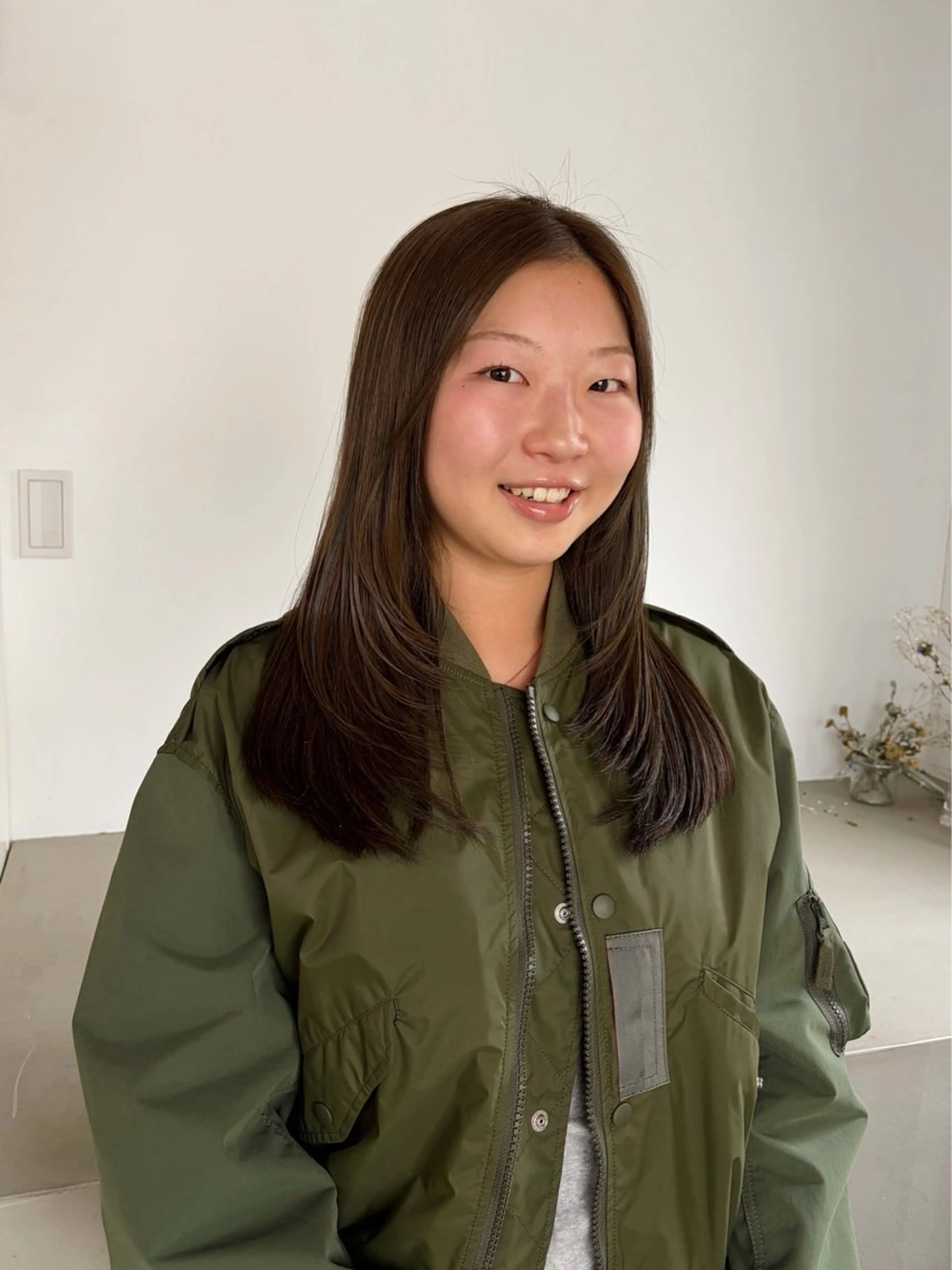 ミディアム カット 🧣misaki 🧣のヘアスタイル