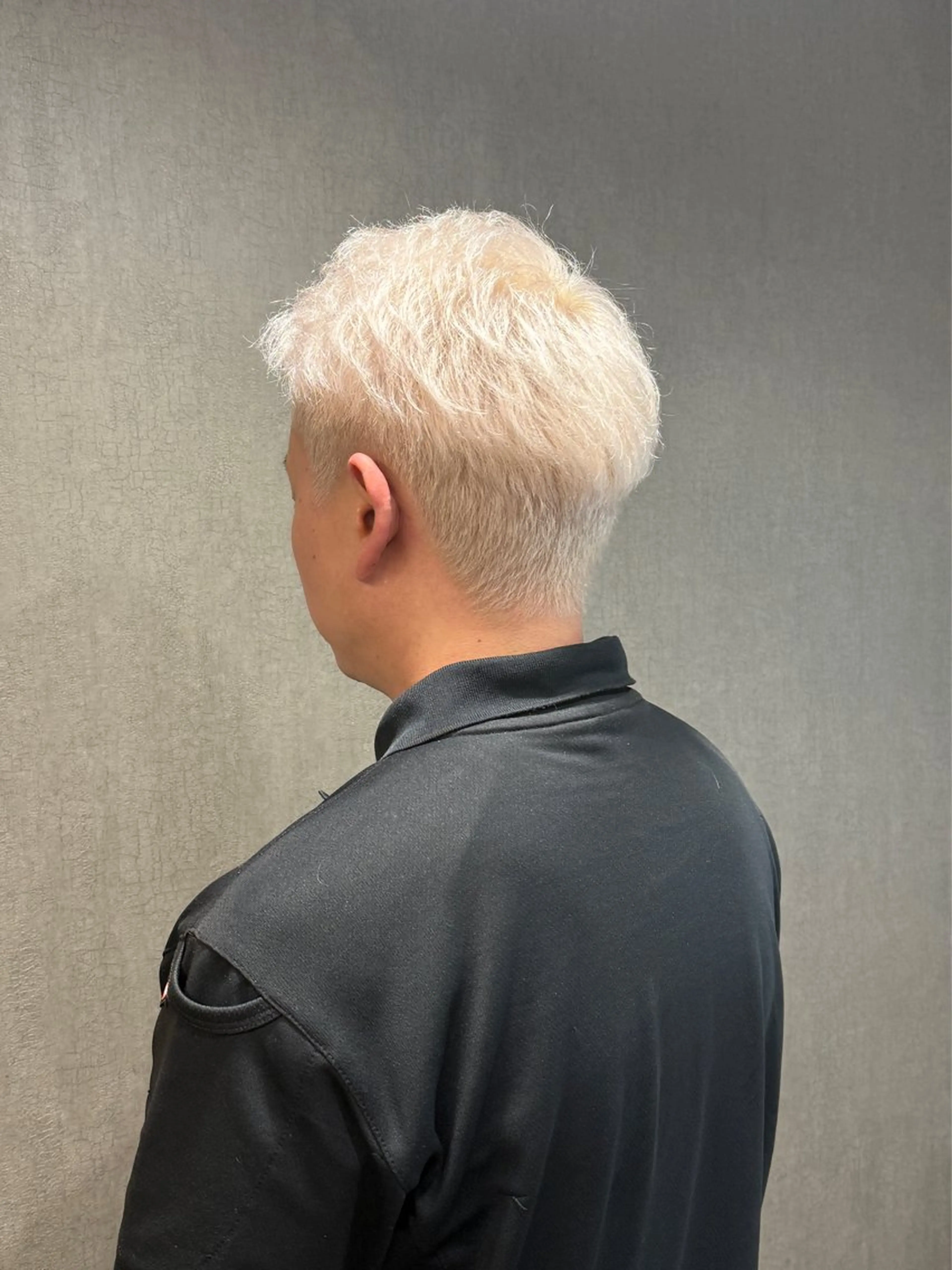 ショート ヘアカラー ハイトーンカラー 縮毛矯正/ジャックのヘアスタイル