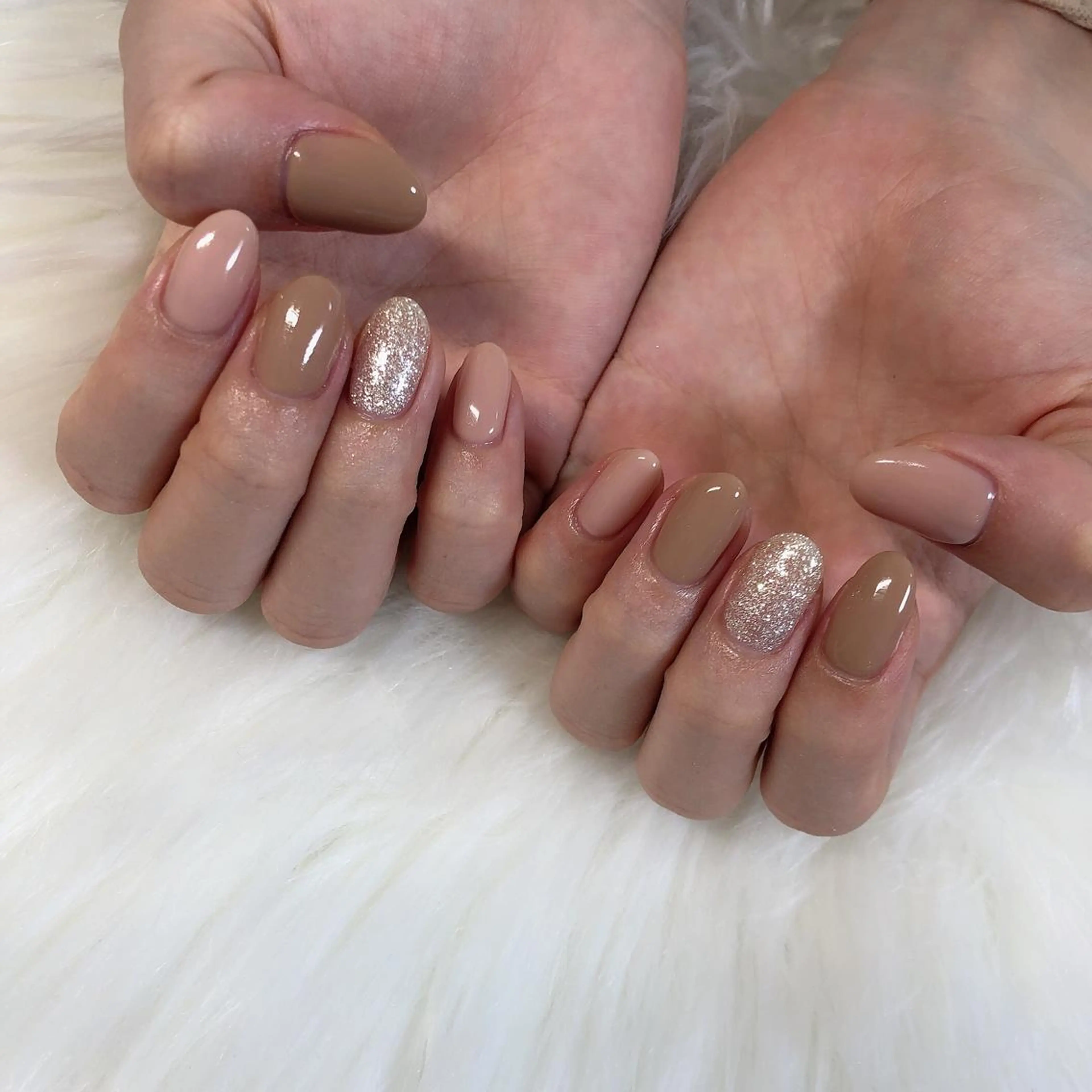 ネイル ハンドネイル 西岡 杏のネイルデザイン