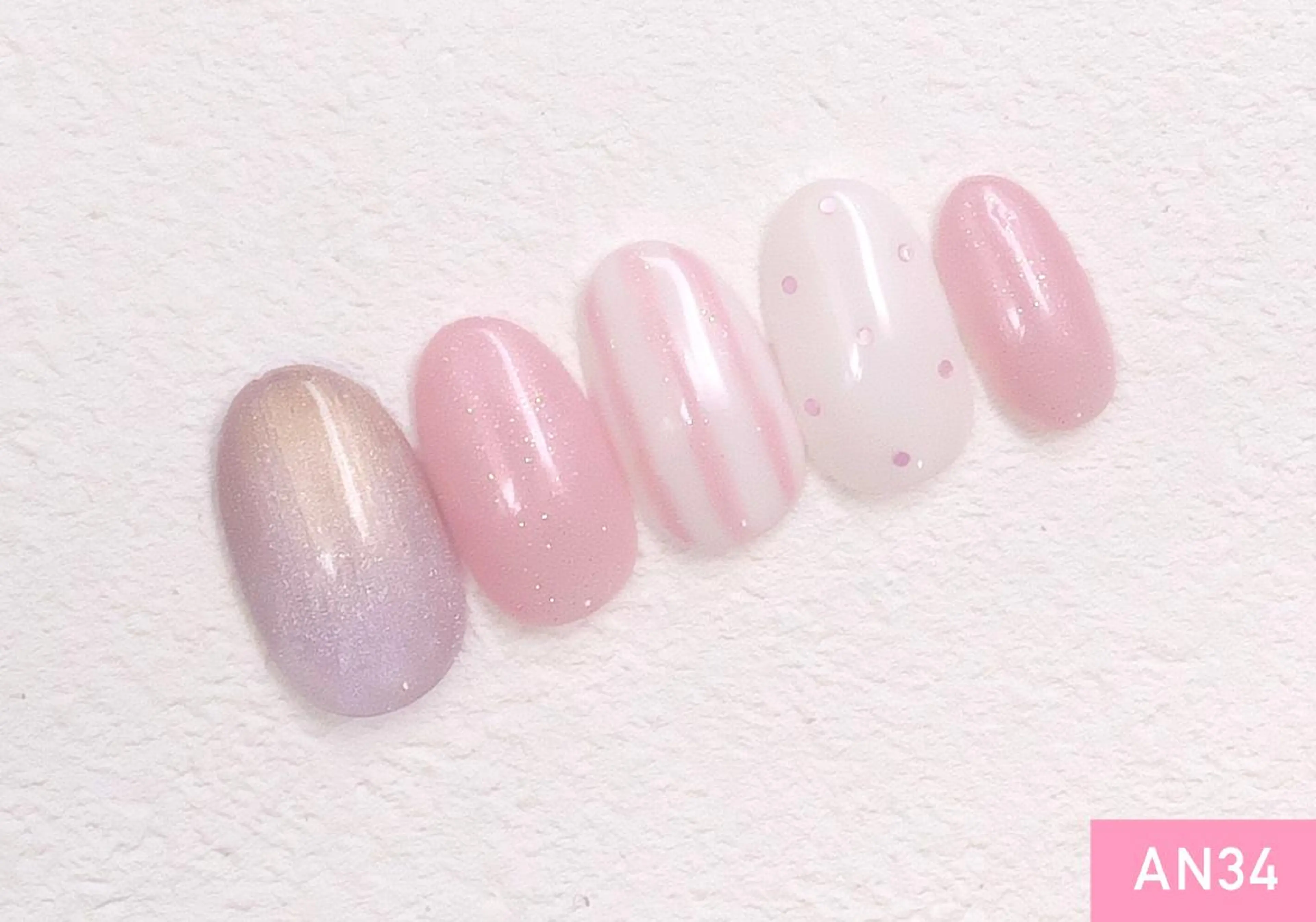 ネイル シルバー 新橋🌿 Nailのネイルデザイン