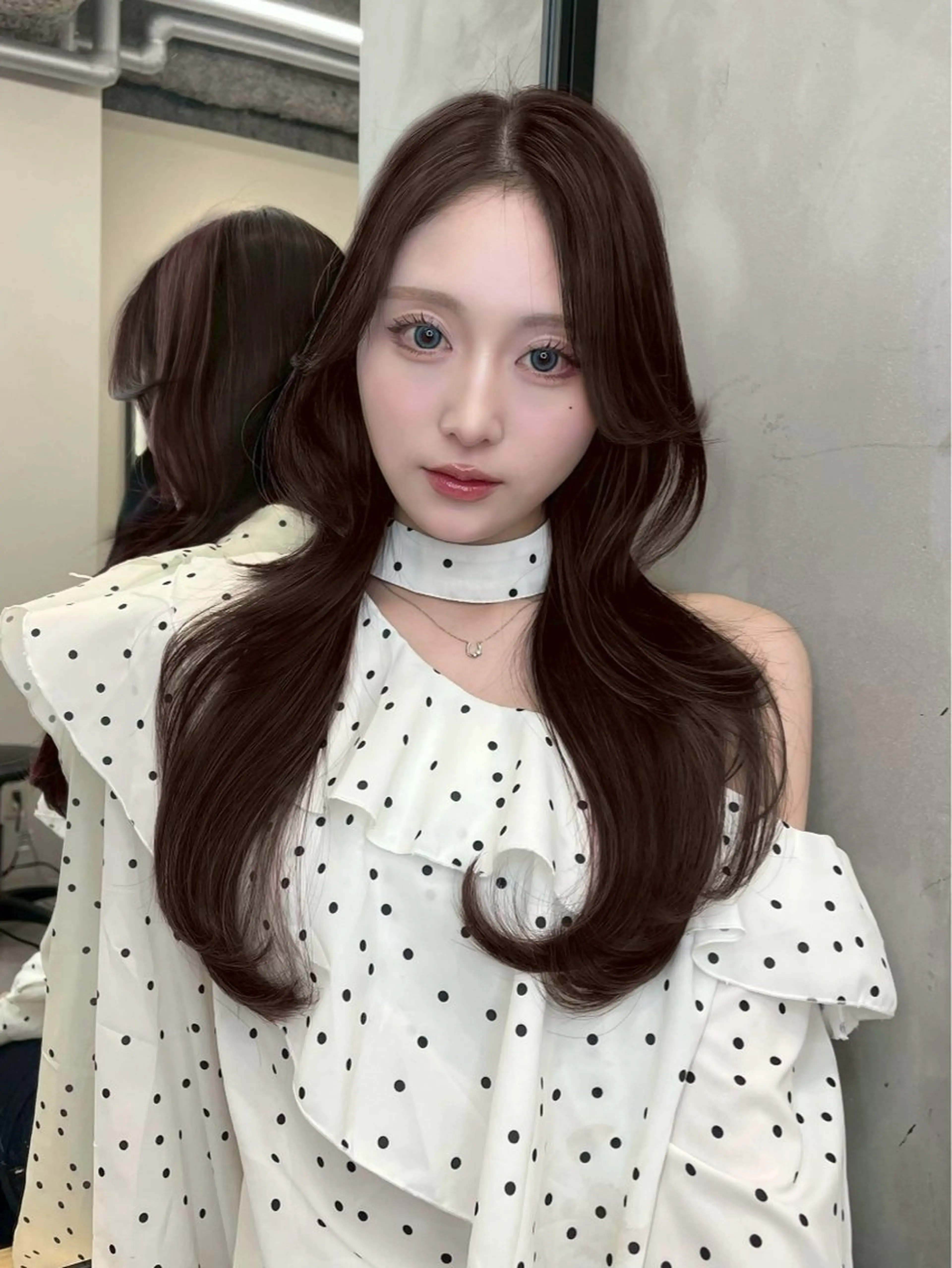ロング カラー ヘアアレンジ ブリーチ 透明感カラー ダブルカラー ブリーチなしカラー カット ヘアカラー トリートメント 美髪縮毛矯正/ 透明感カラー吉田光佑のヘアスタイル