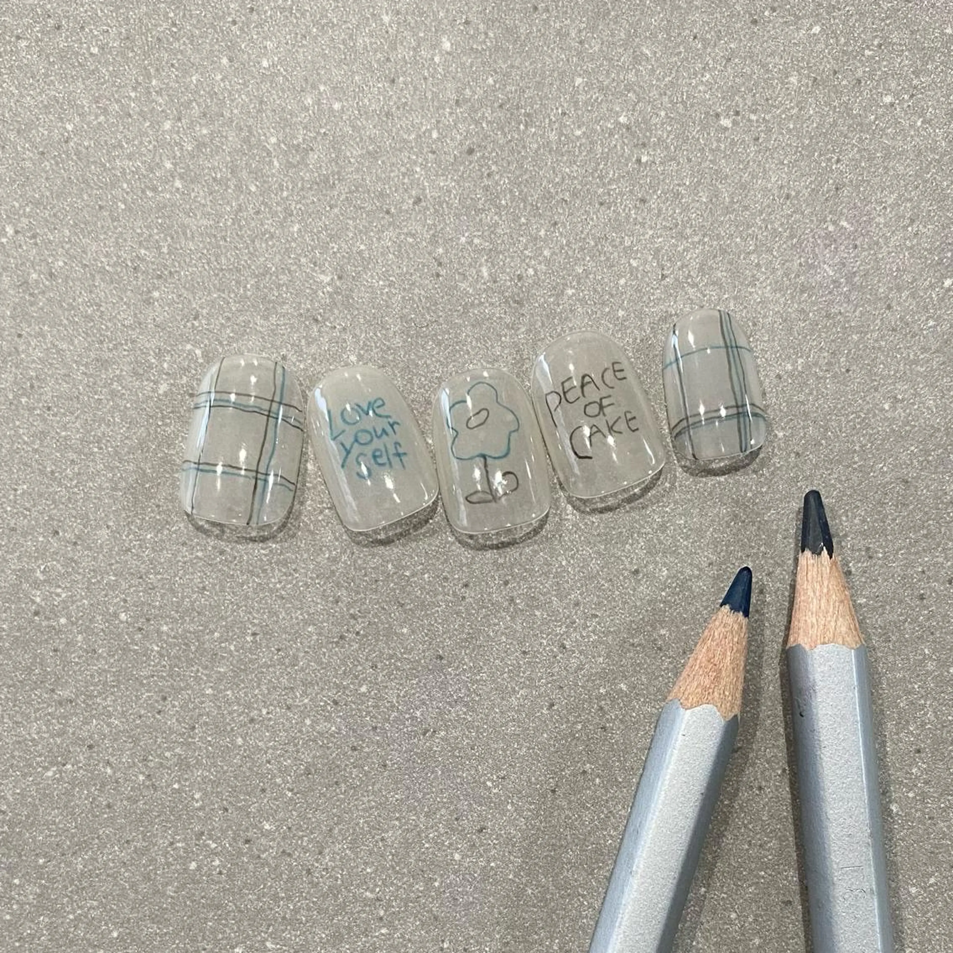 ネイル ハンドネイル NUE rico / ニュアンスネイルのネイルデザイン