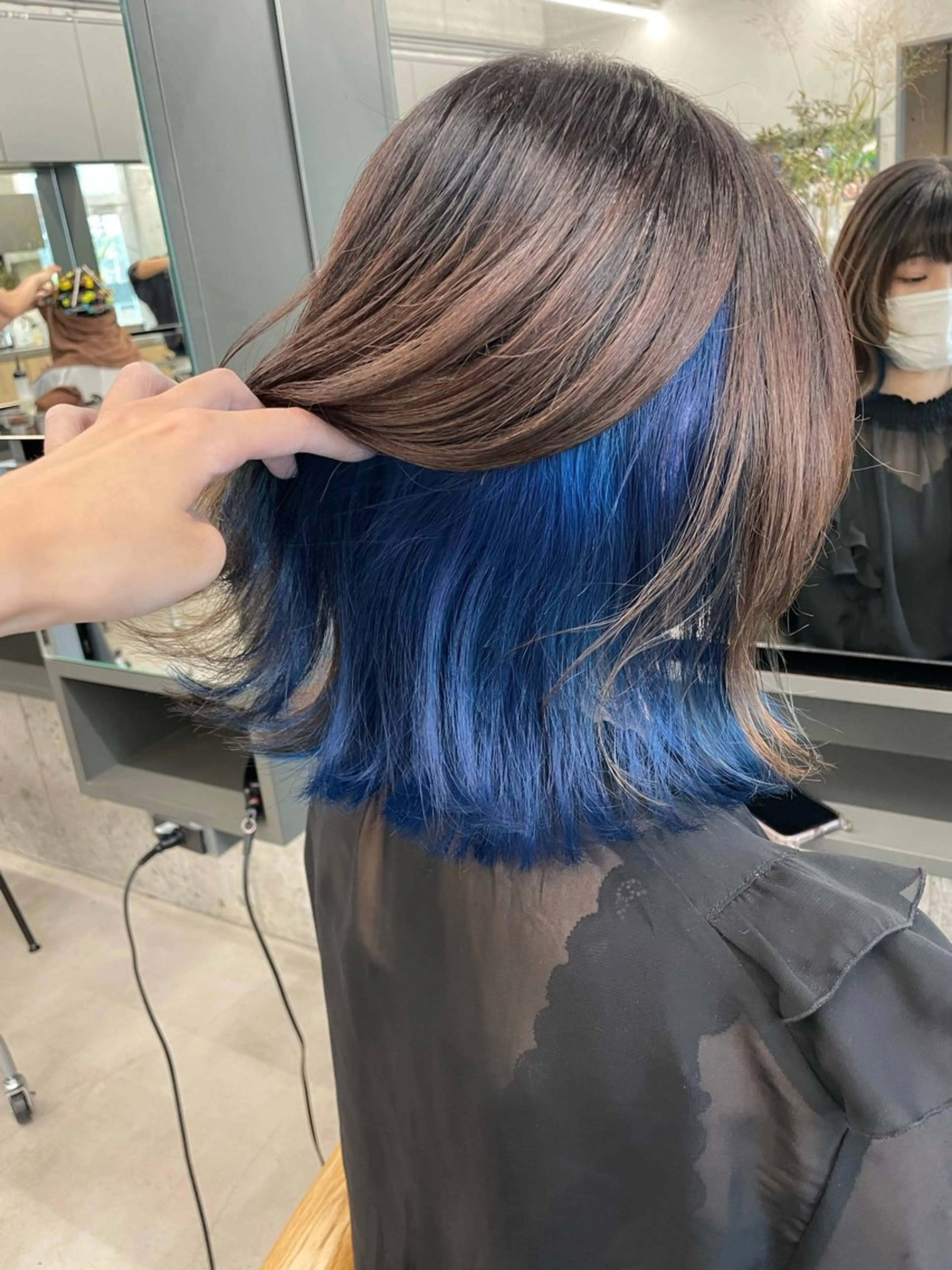 ロング カラー インナーカラー 推し ブリーチ  髪質改善のヘアスタイル