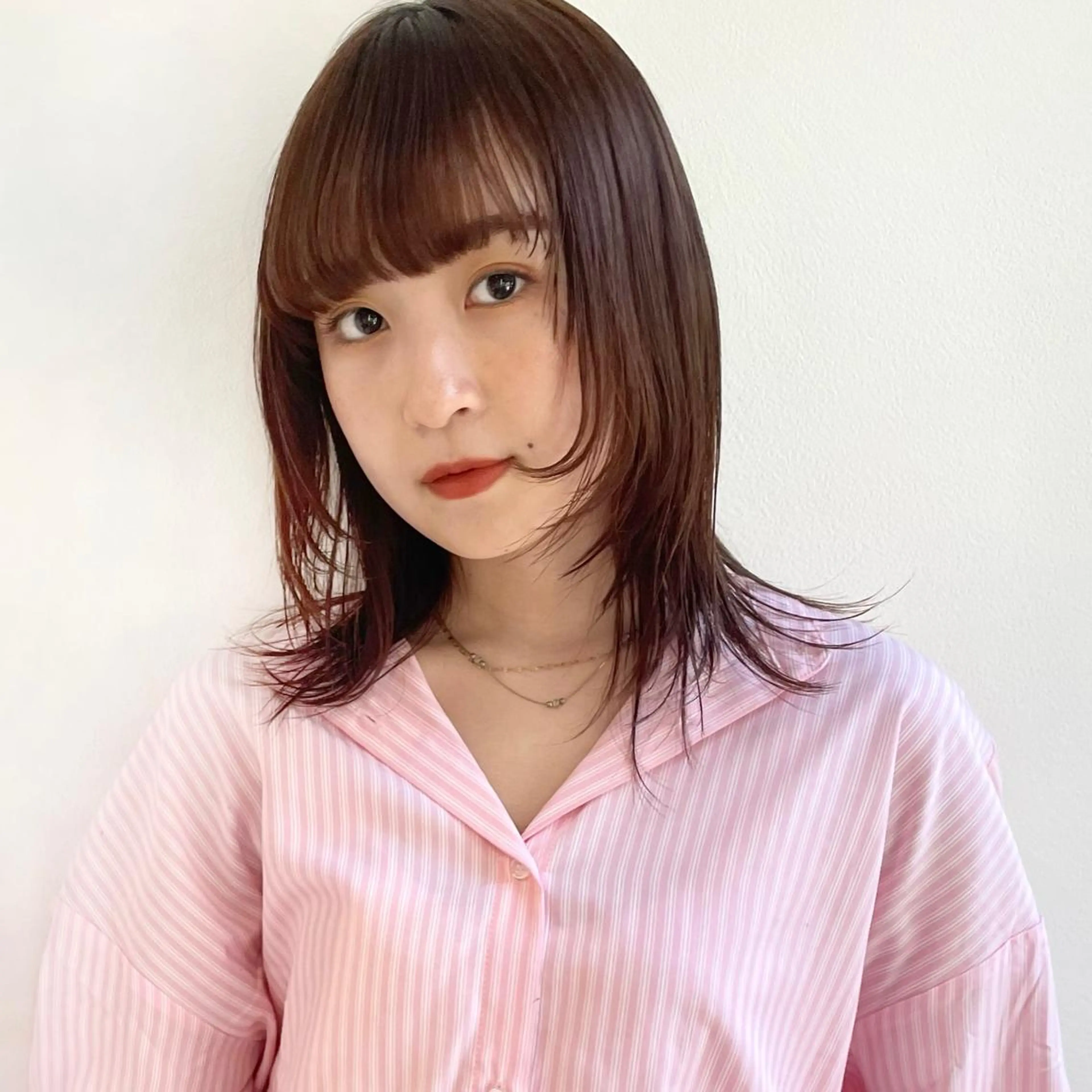 ミディアム カラー ブラウンカラー ピンクカラー ピンクブラウン 顔まわりレイヤー レイヤーカット カット ヘアカラー トリートメント 🍊暖色×顔周り 🍊cocoroのヘアスタイル