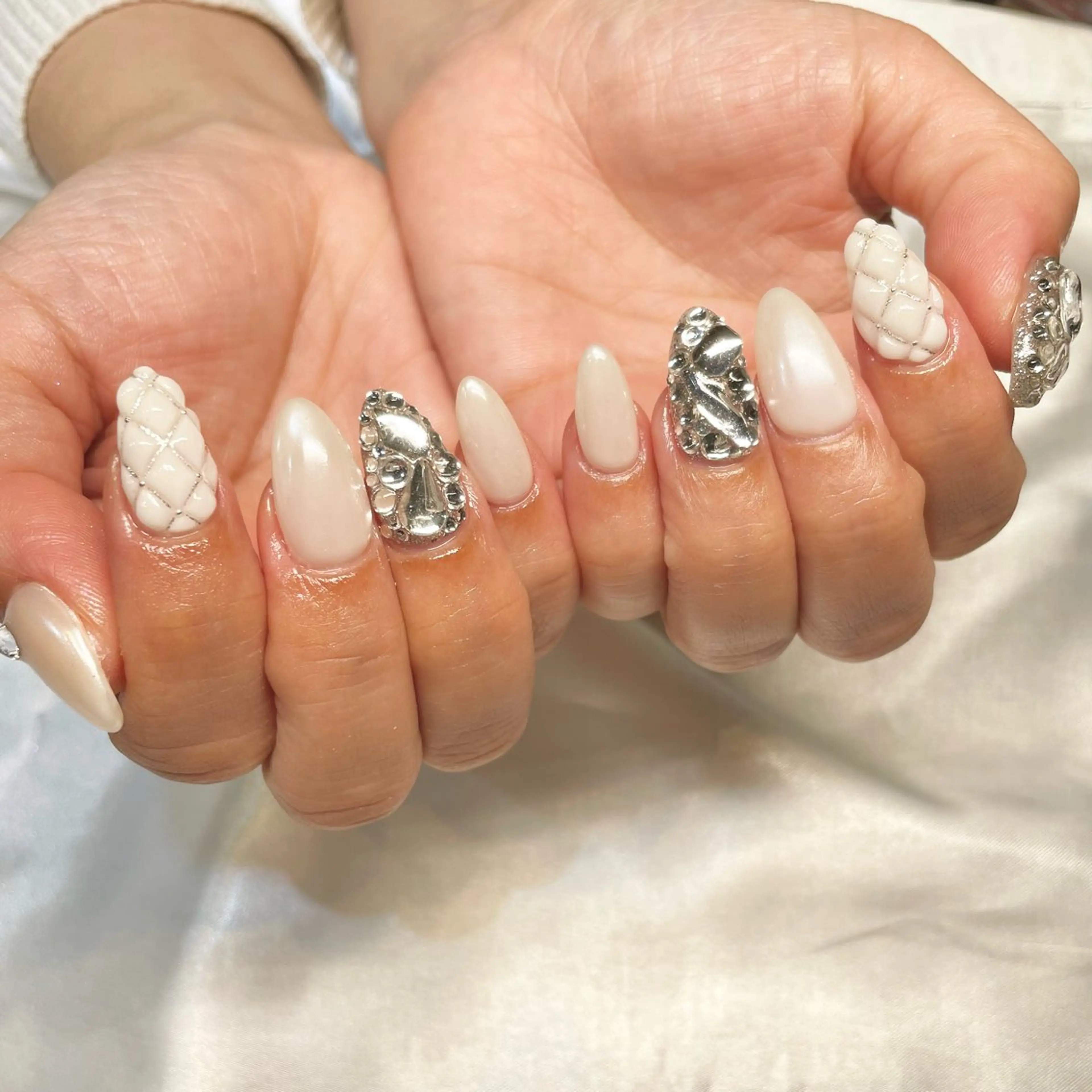 ネイル ハンドネイル 糀屋 彩奈のネイルデザイン