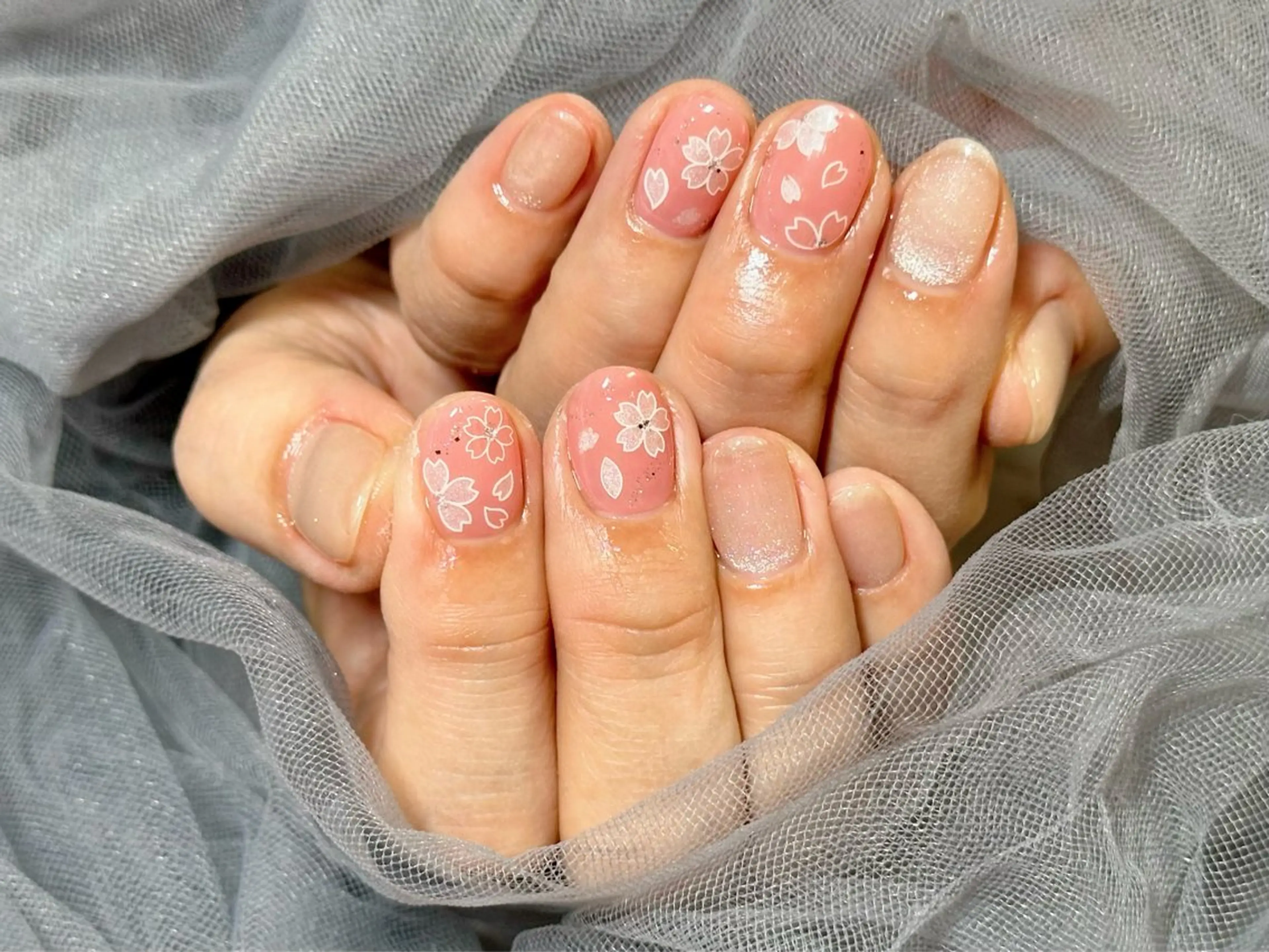 ネイル 桜ネイル 春ネイル ハンドネイル Nail Salon KURELLYのネイルデザイン