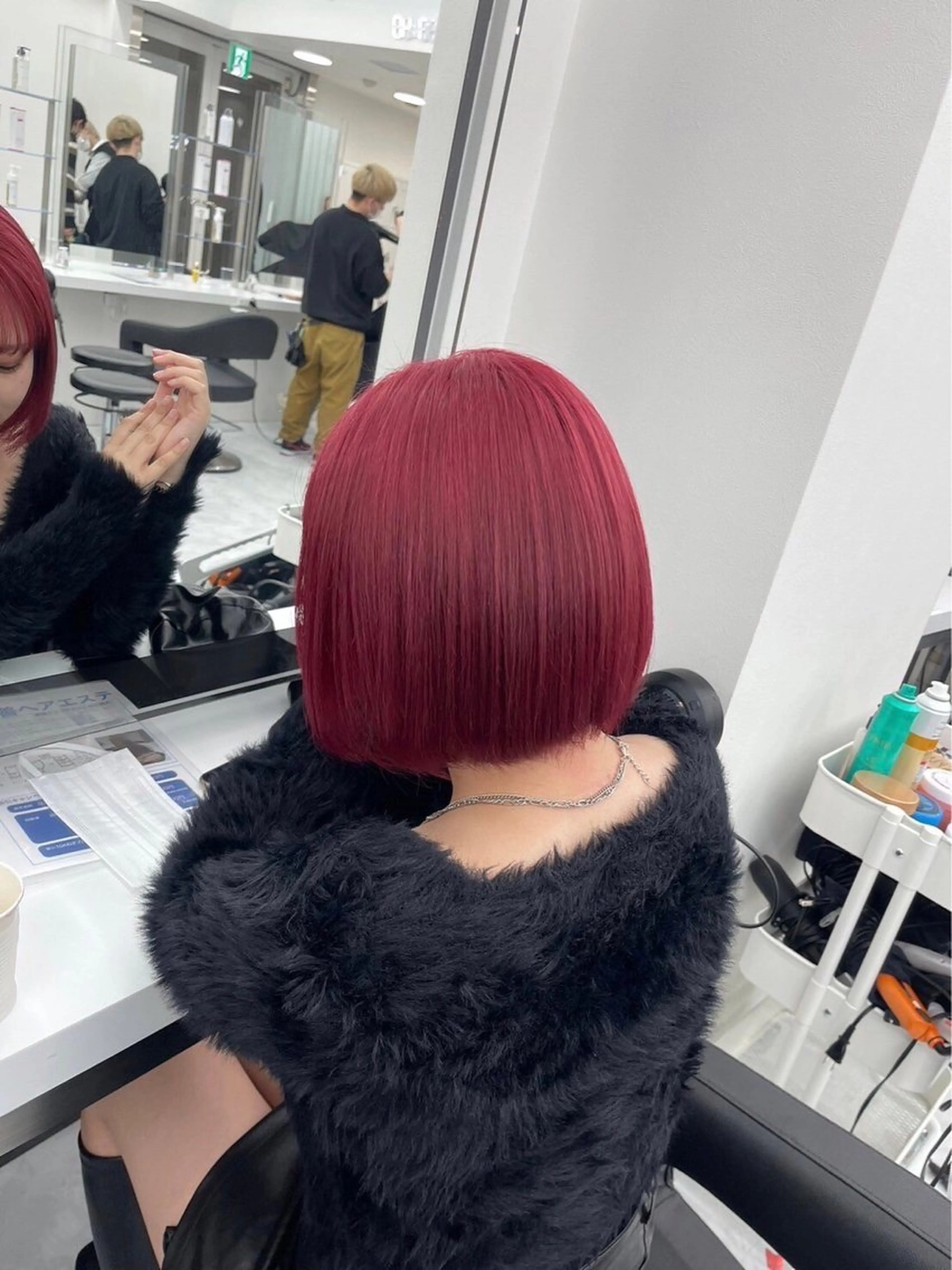 ショート ヘアカラー 🩷暖色カラー🩷 BONのヘアスタイル